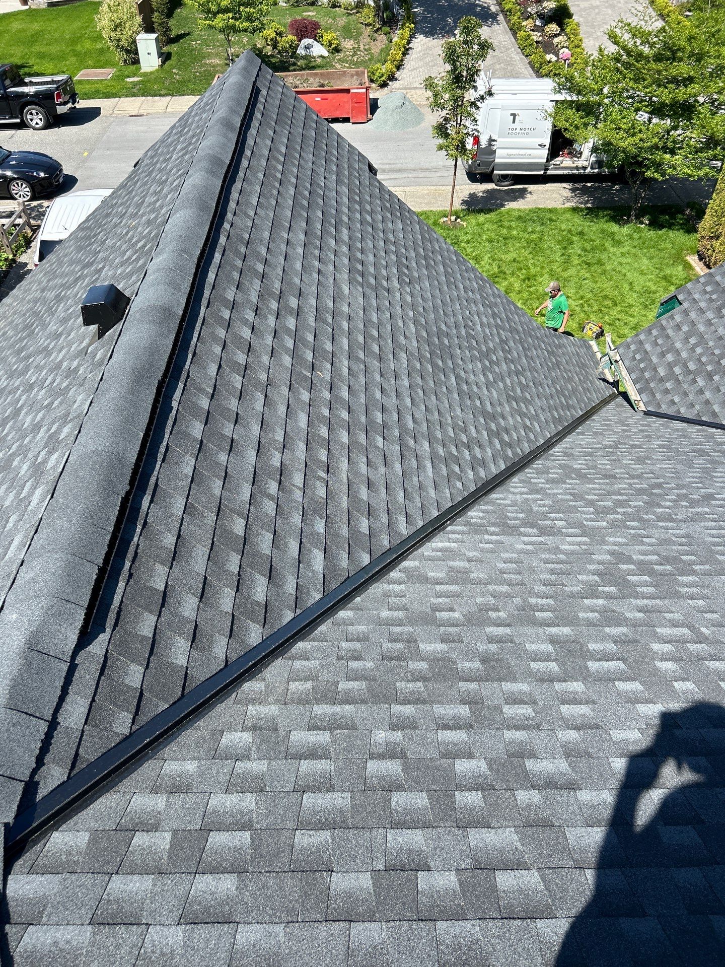 Residential Re-Roof using GAF timberline HDZ Charcoal by Top Notch Roofing Inc