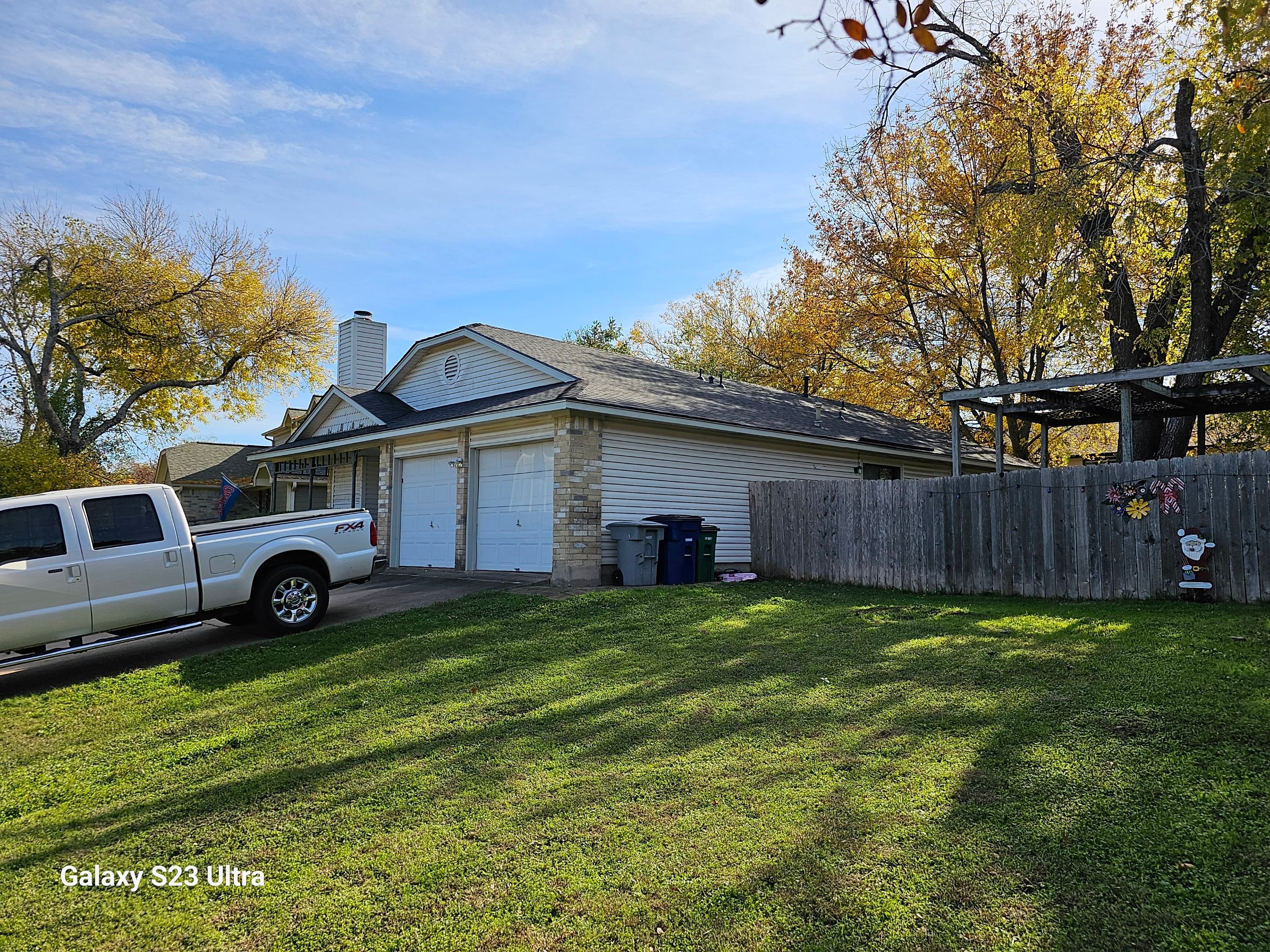 Residential Roofing Installation using Owens Corning Oakridge Onyx Black by DeZign Roofing & Exteriors