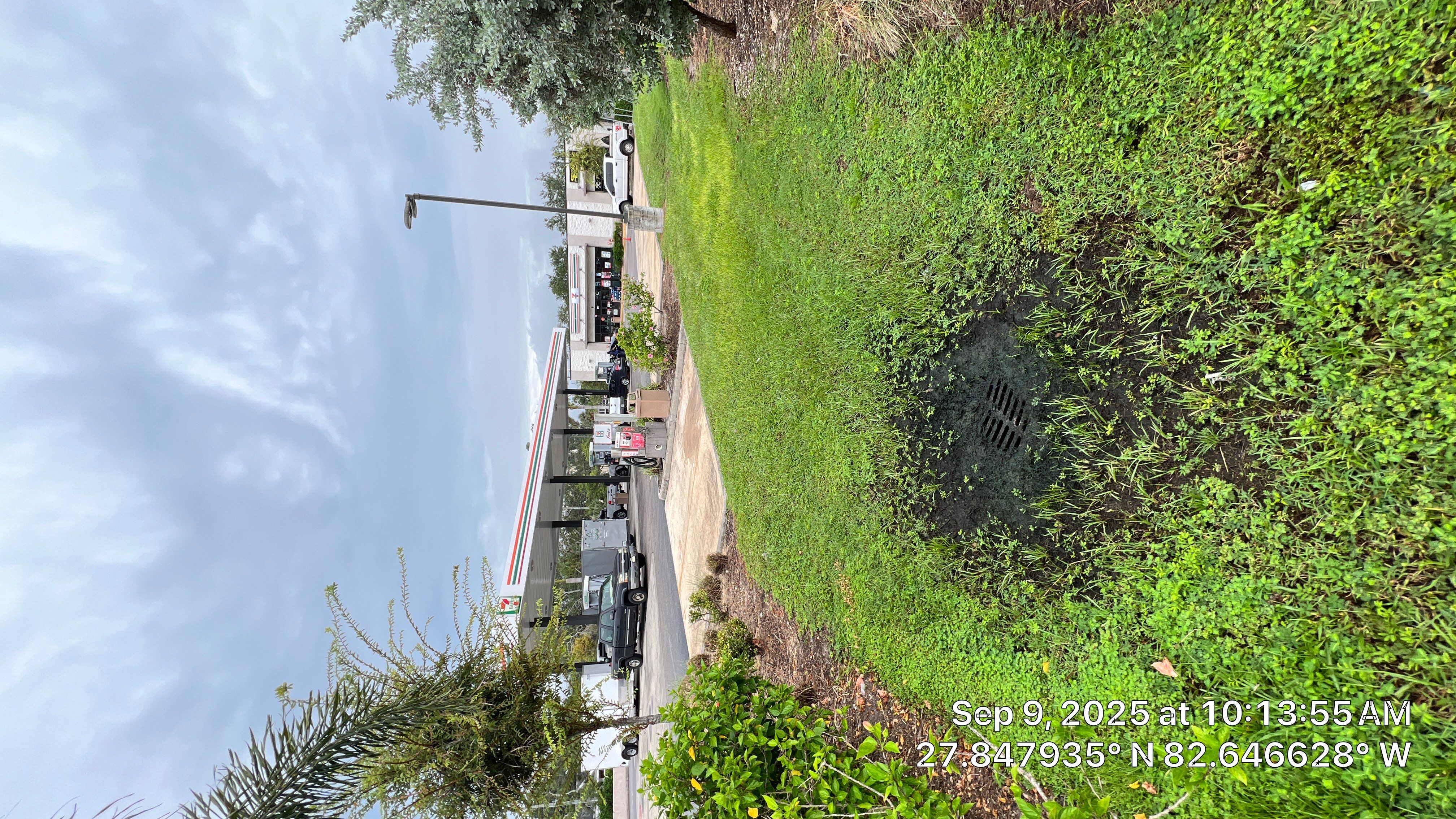 St. Petersburg 7-Eleven Stormwater System Cleaning by APS Power & Water
