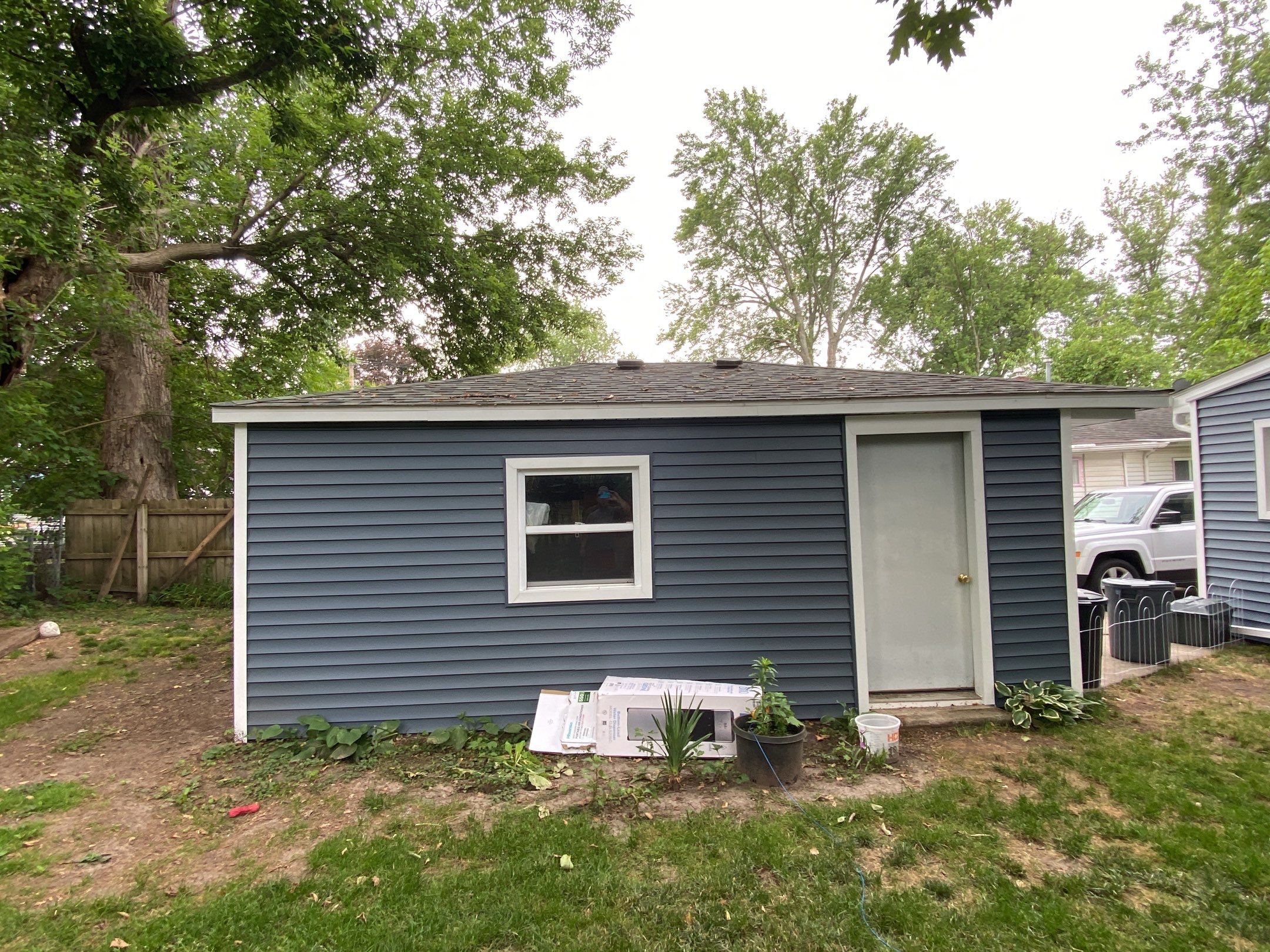Siding Replacement using CertainTeed Restoration Classis D4 by 180 Contractors