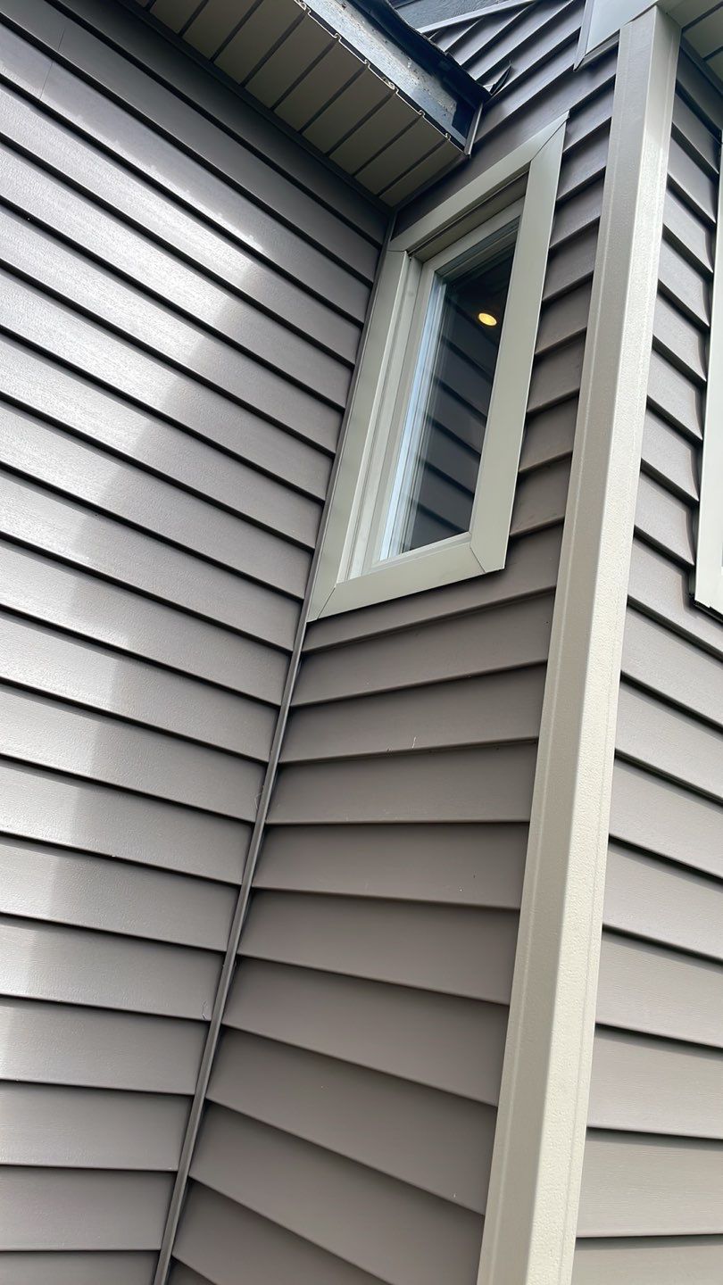 Siding Replacement using Certainteed Monogram D5 by 180 Contractors