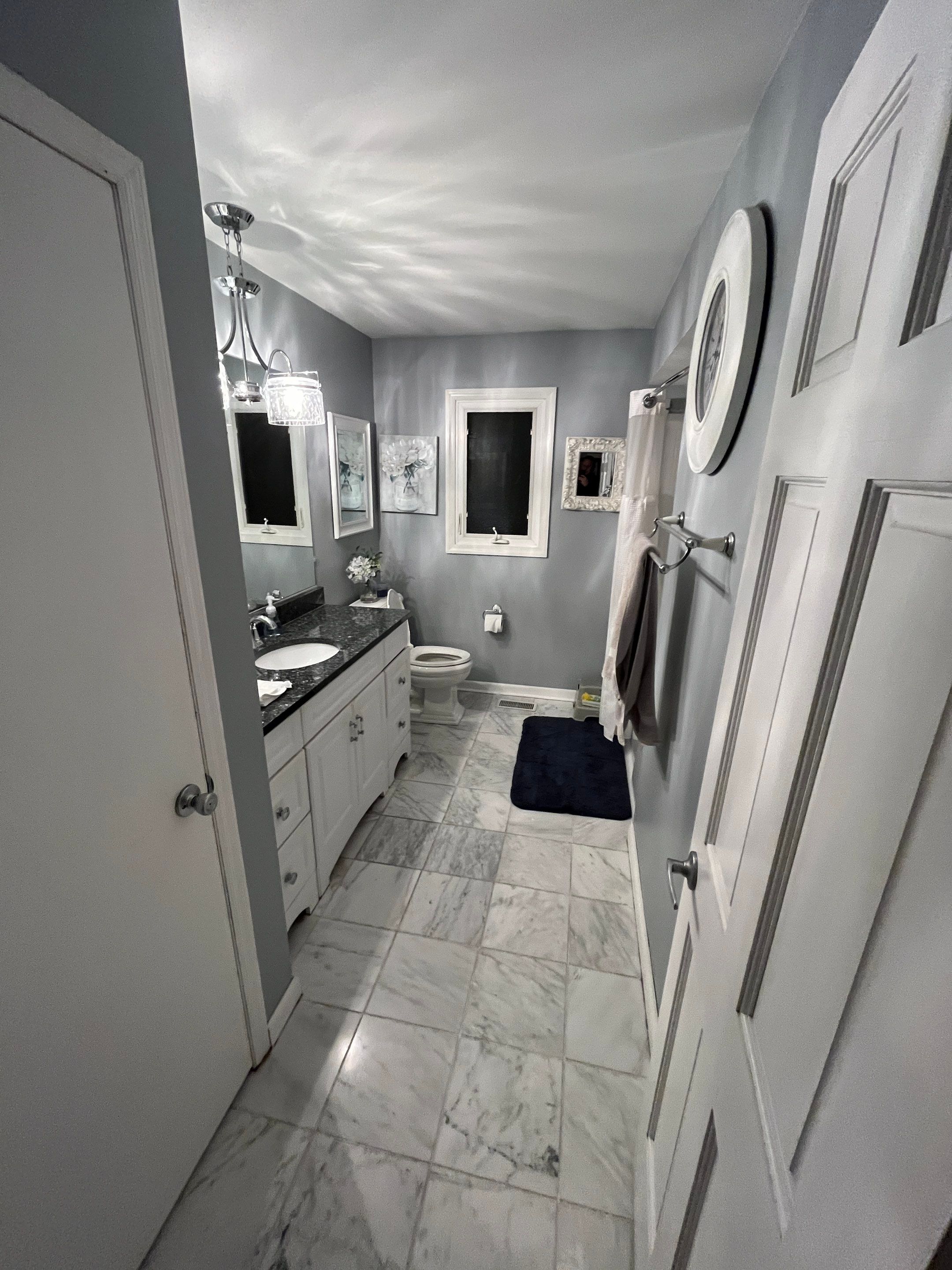 Tinley Park Remodeled bathroom! by Snap Home Solutions