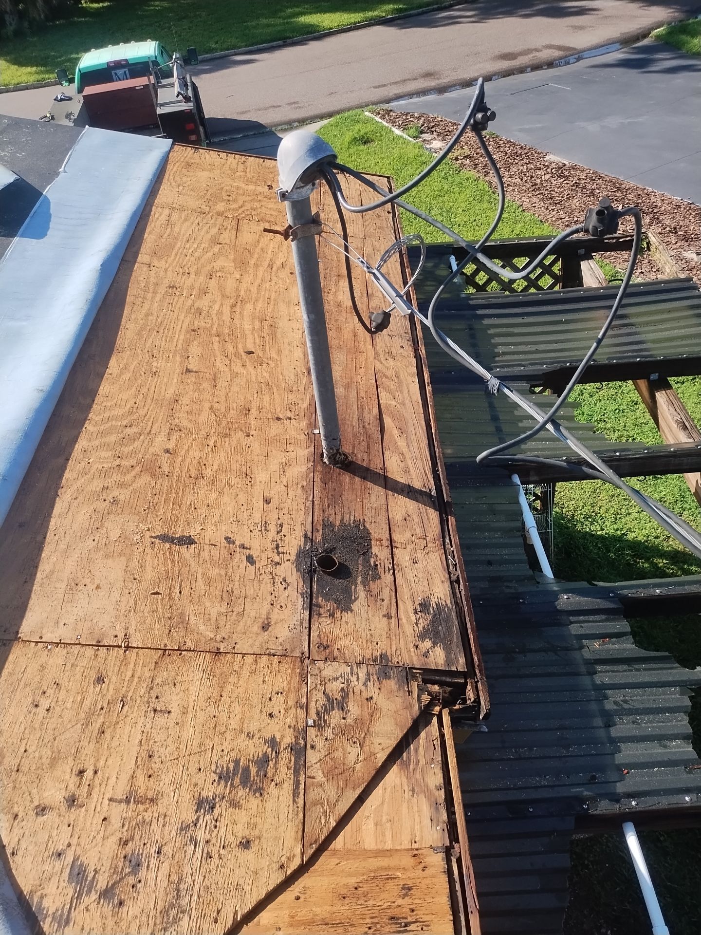 Project in St. Petersburg 33712 by Mitchell Roofing Company LLC 