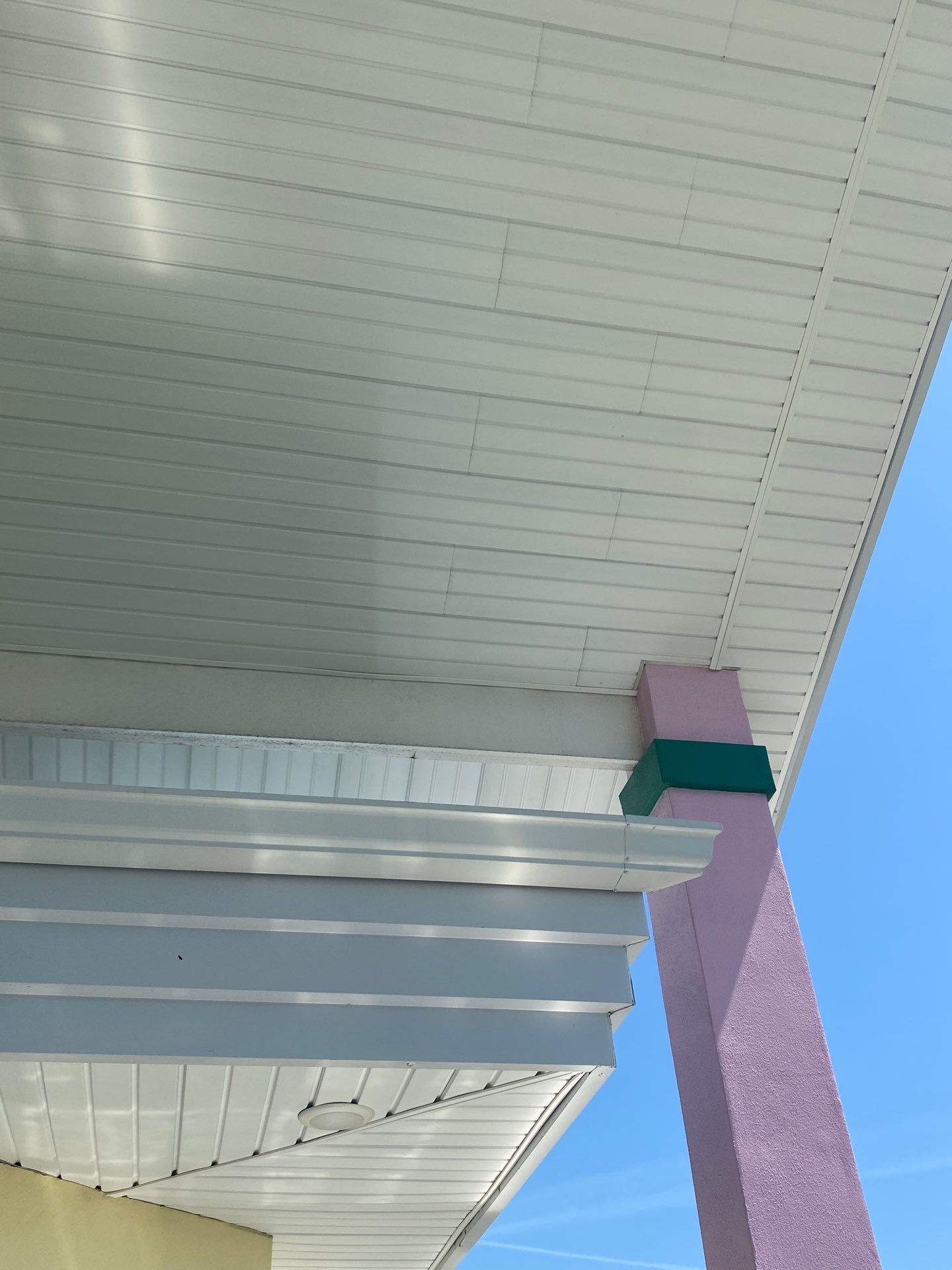 Soffit and Fascia Installation in Bradenton FL by Gutter Professors