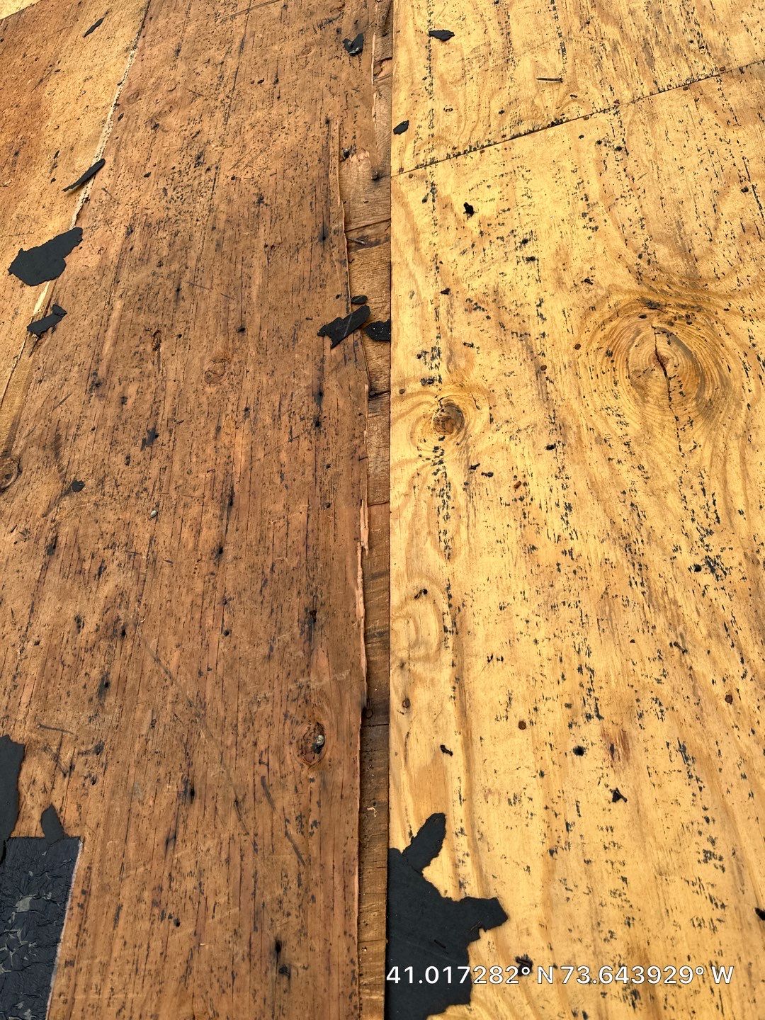 Siding Installation using Certainteed Cedar Impressions Straight Edge Perfection Shingles - D7 - Sterling Gray by A Plus Exterior