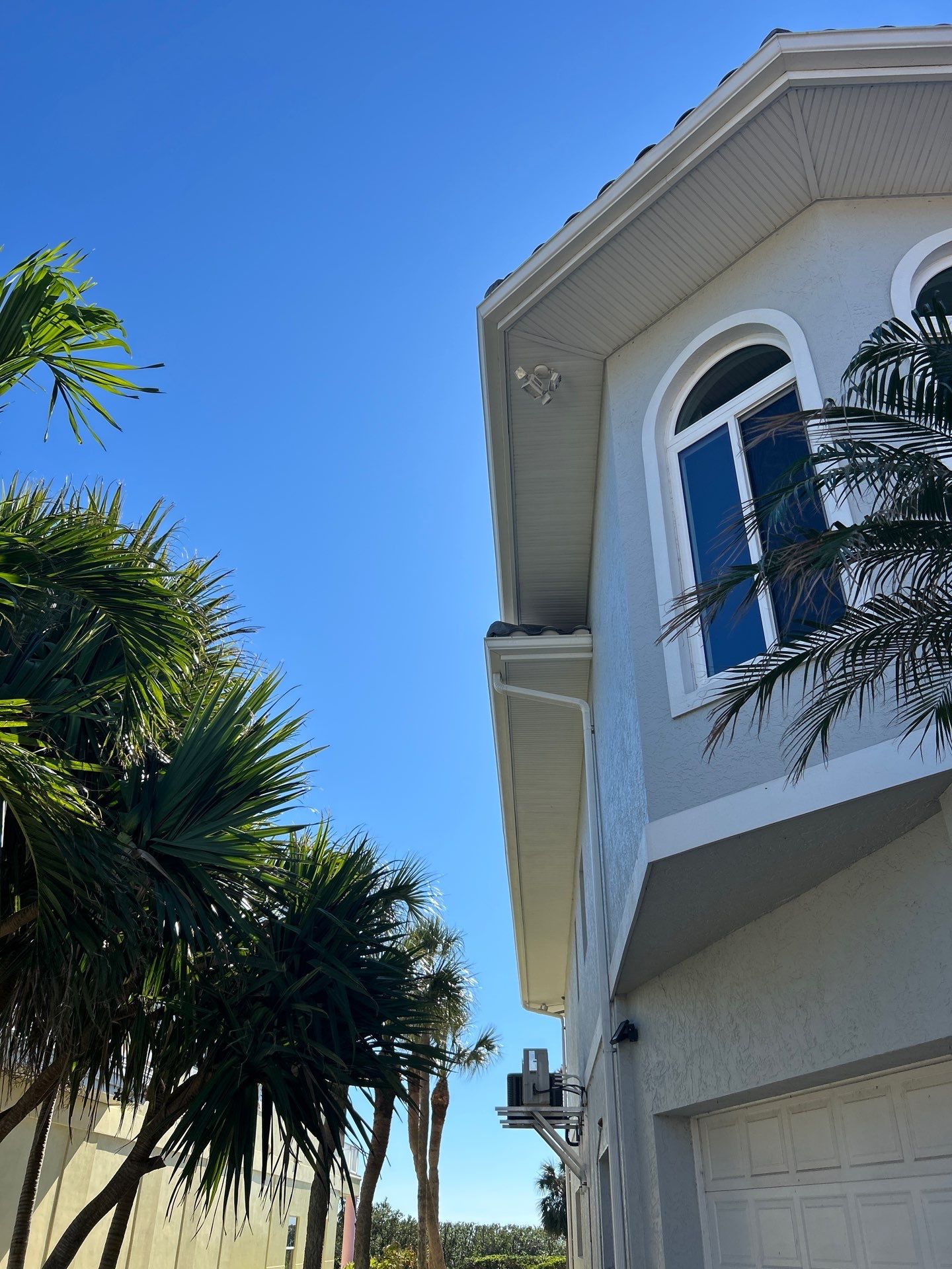 7-Inch Seamless Gutters Installation in Bradenton FL by Gutter Professors
