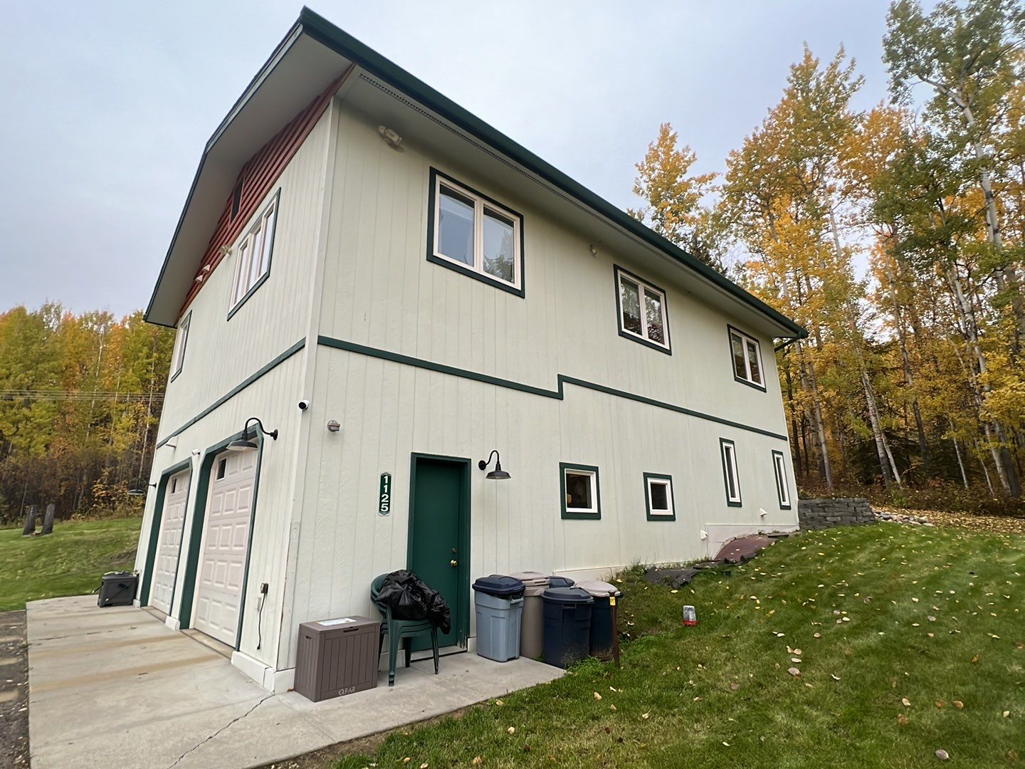 Beautiful Exterior Update by Midnight Sun Painting