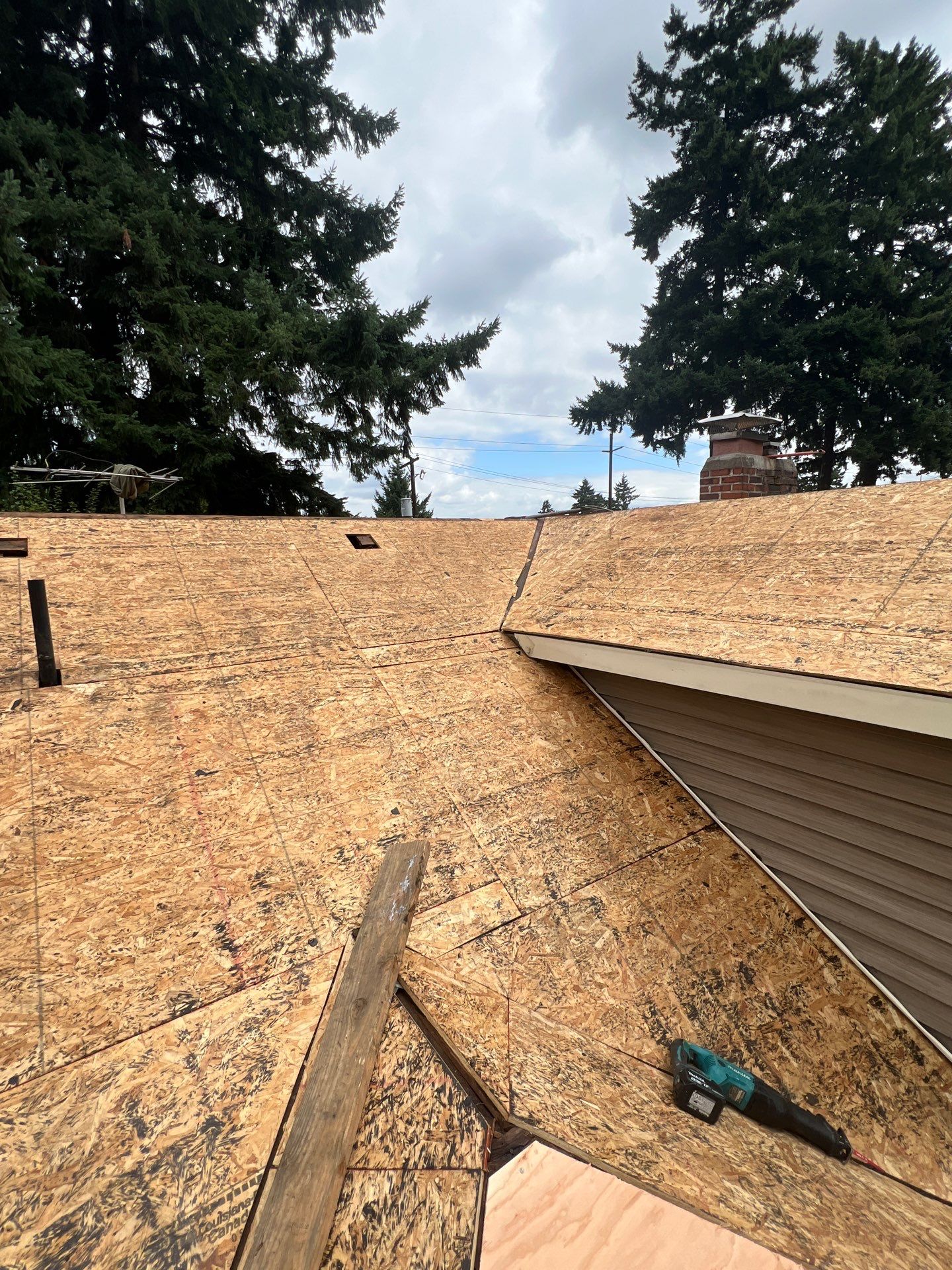 Project in Portland by Tom Leach Roofing