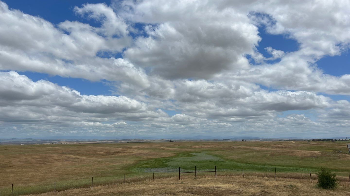 Metal roofing installation using Standing seam metal roofing system by Straight Edge Roofing Inc