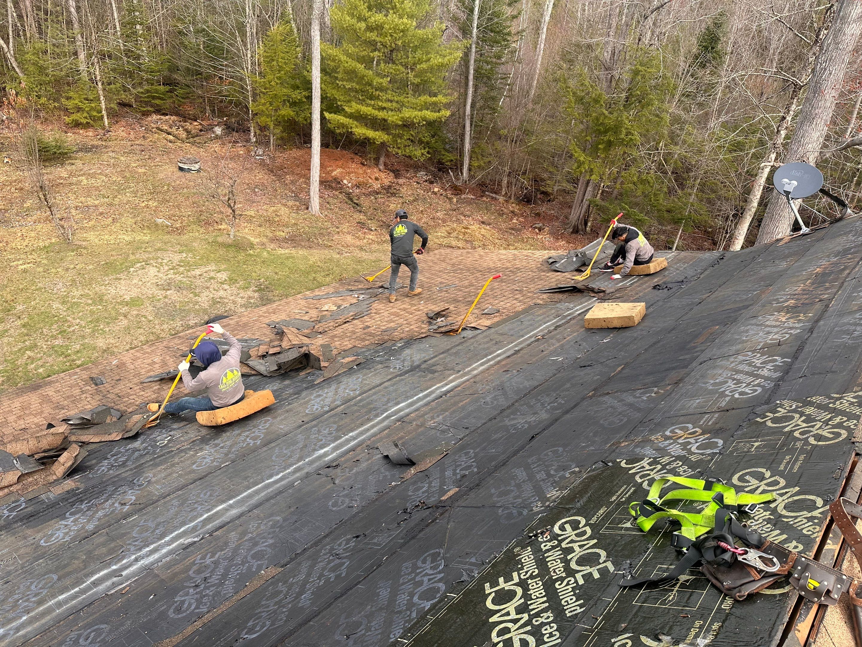 🏔️ Log Cabin Roof Replacement – Tuftonboro, NH by Tall pine roofing