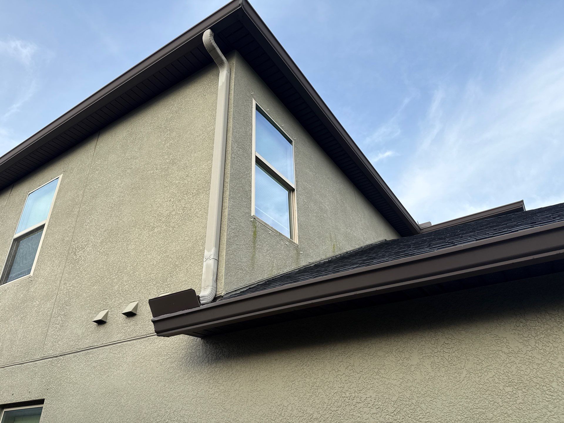 2-Story Asphalt Shingle Roof Cleaning & House Wash – Cypress Mill, Sun City Center, FL by Sunshine AquaWash