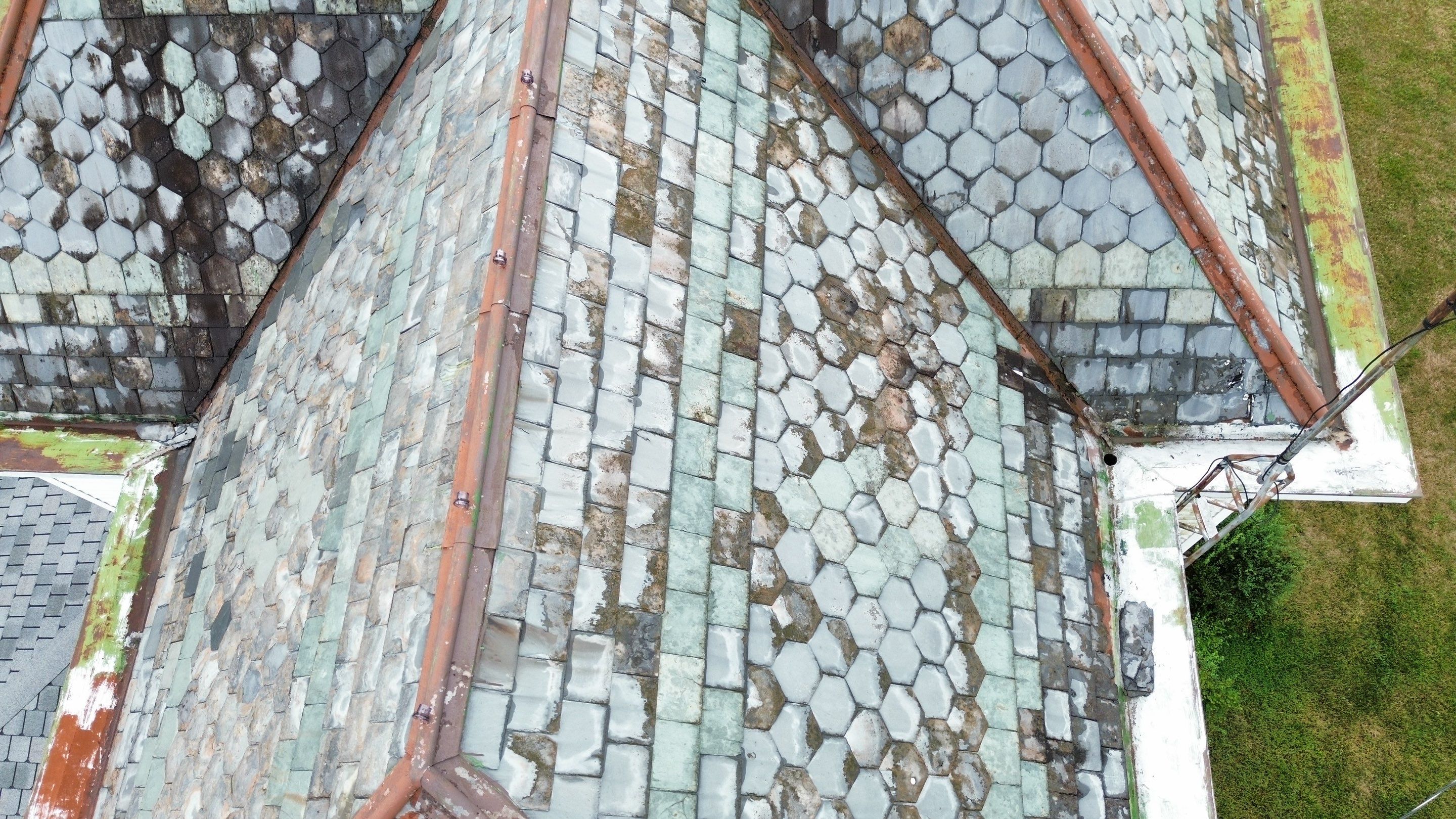 Residential Roofing Installation using Timberline HDZ Shingles - Nantucket Morning by RoofX 