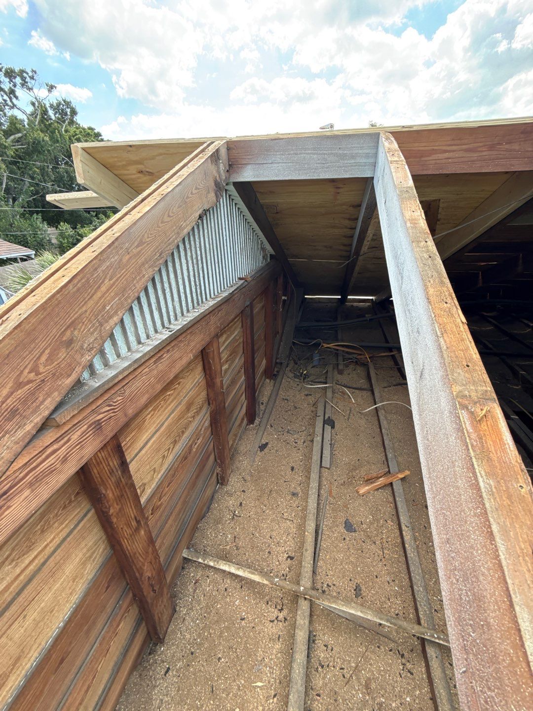 Project in St. Petersburg 33711 by Mitchell Roofing Company LLC 