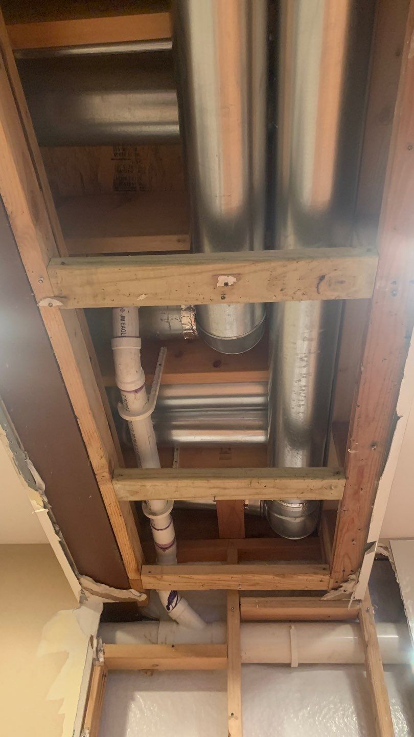 Overhead Drain Pipe Leak in Basement by Chicagoland Water Medics