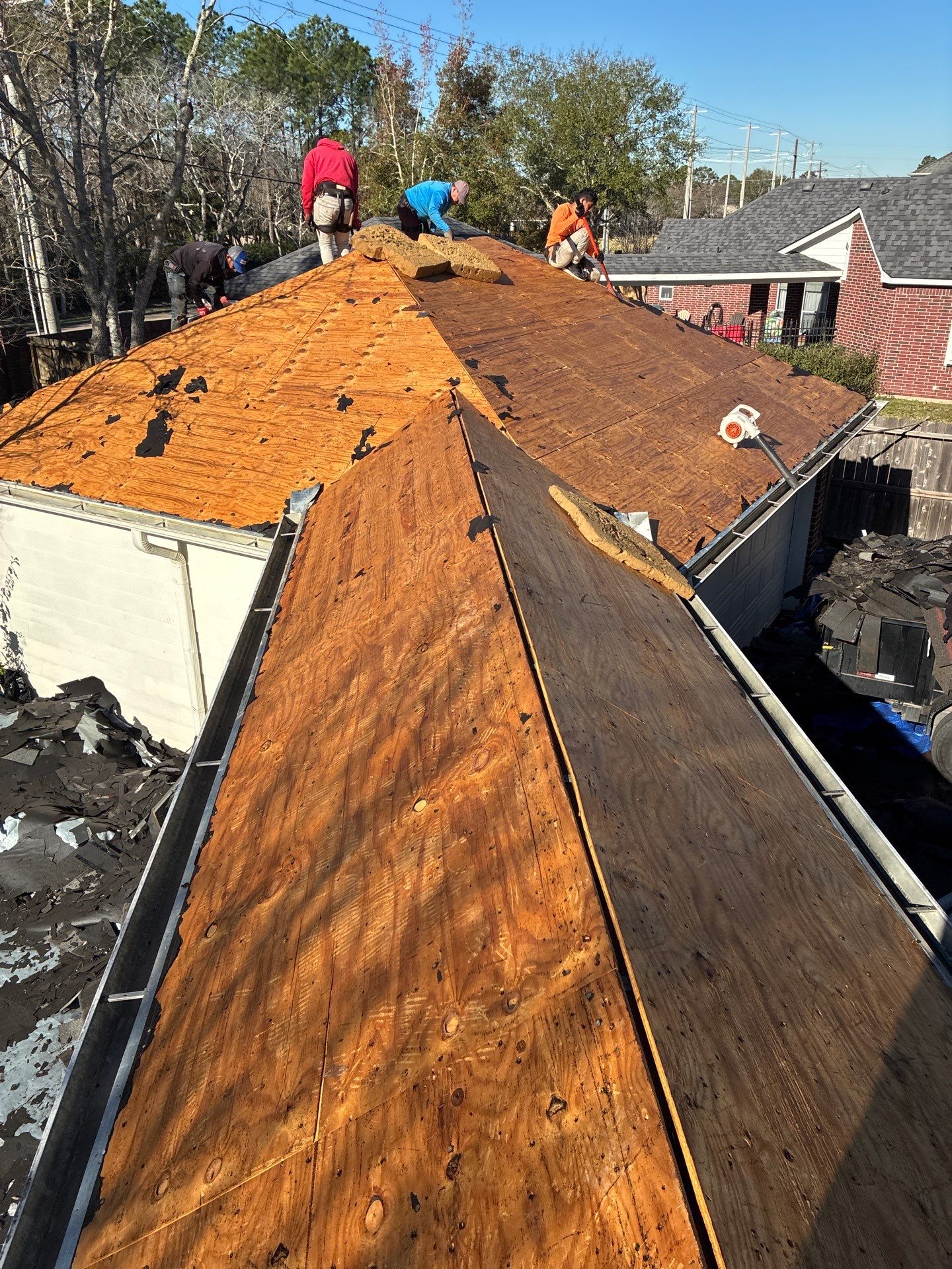 Roof Replacement in The Forest of Friendswood, Friendswood TX by Roof Repair Company