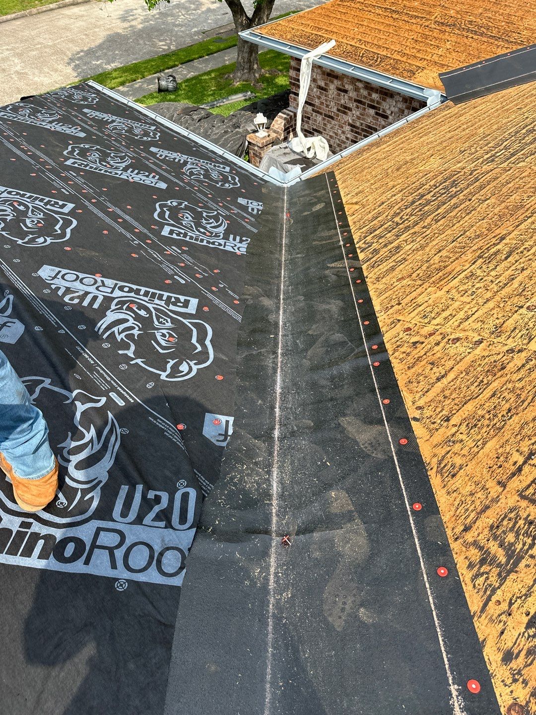 Residential Roofing Installation using Owen's Corning Duration (Lifetime) Shingles by Roof Repair Company
