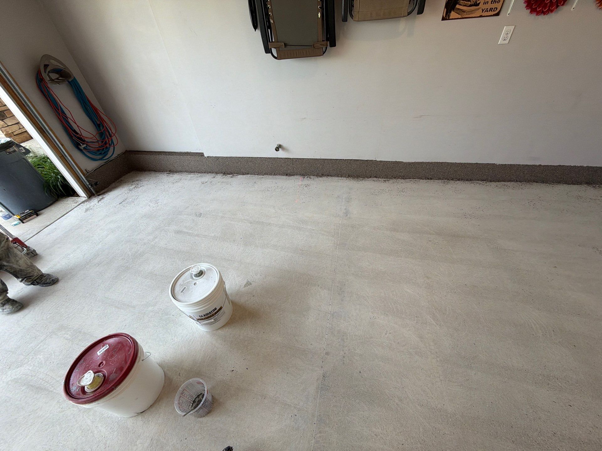 Garnet Polyaspartic Flake Garage Floor Installation in Zeeland by Gordon Painting