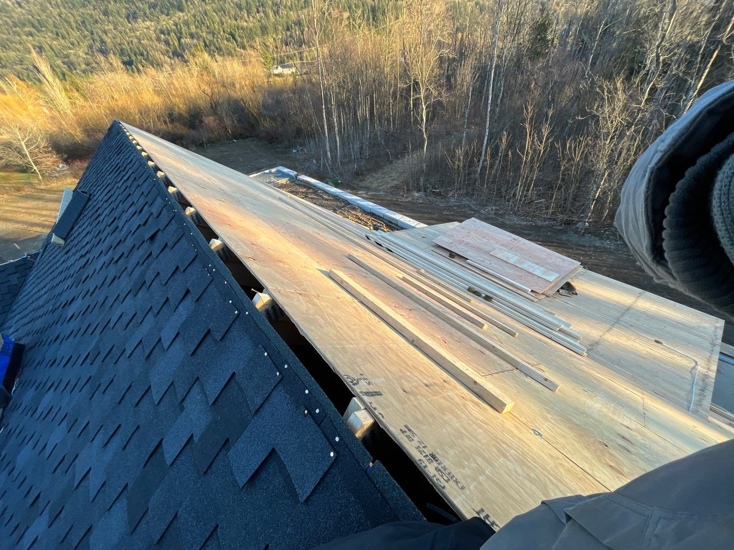 Residential Roofing Installation using Laplock PSU  (Peel N Stick) by Top Notch Roofing Inc