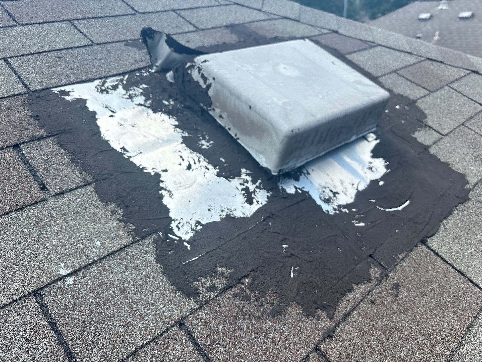 Hail Damage using Owen's Corning Duration (Lifetime) Shingles by Roof Repair Company