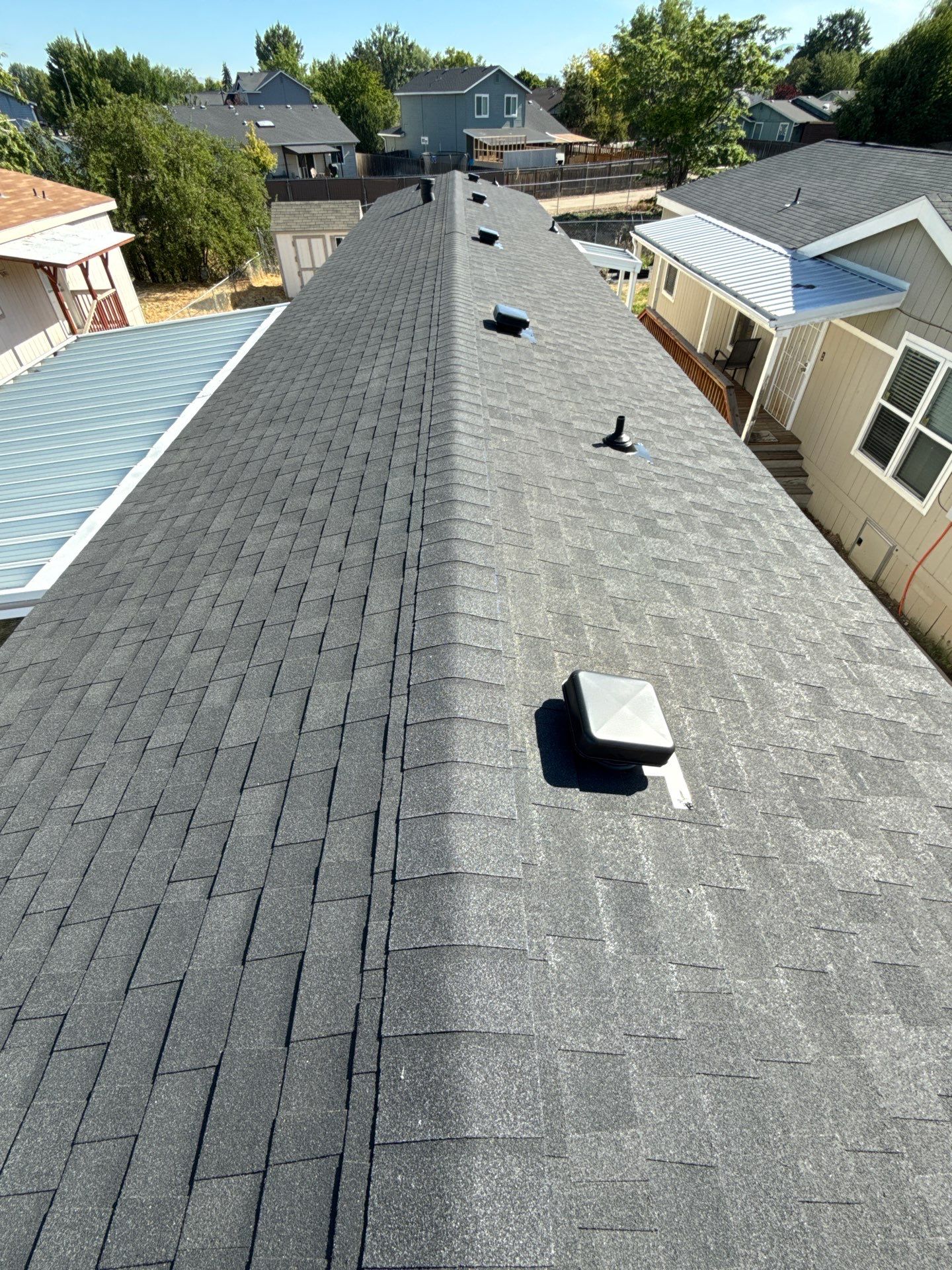 Meridian Residential Roof Replacement Featuring Oakridge Asphalt Shingles by Olive Roofing