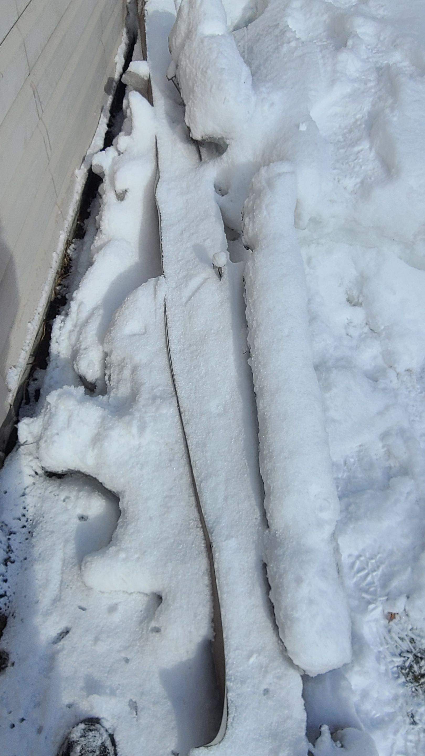 Gentek Eavestrough Replacement – Georgina, ON by Elsa Roofing 