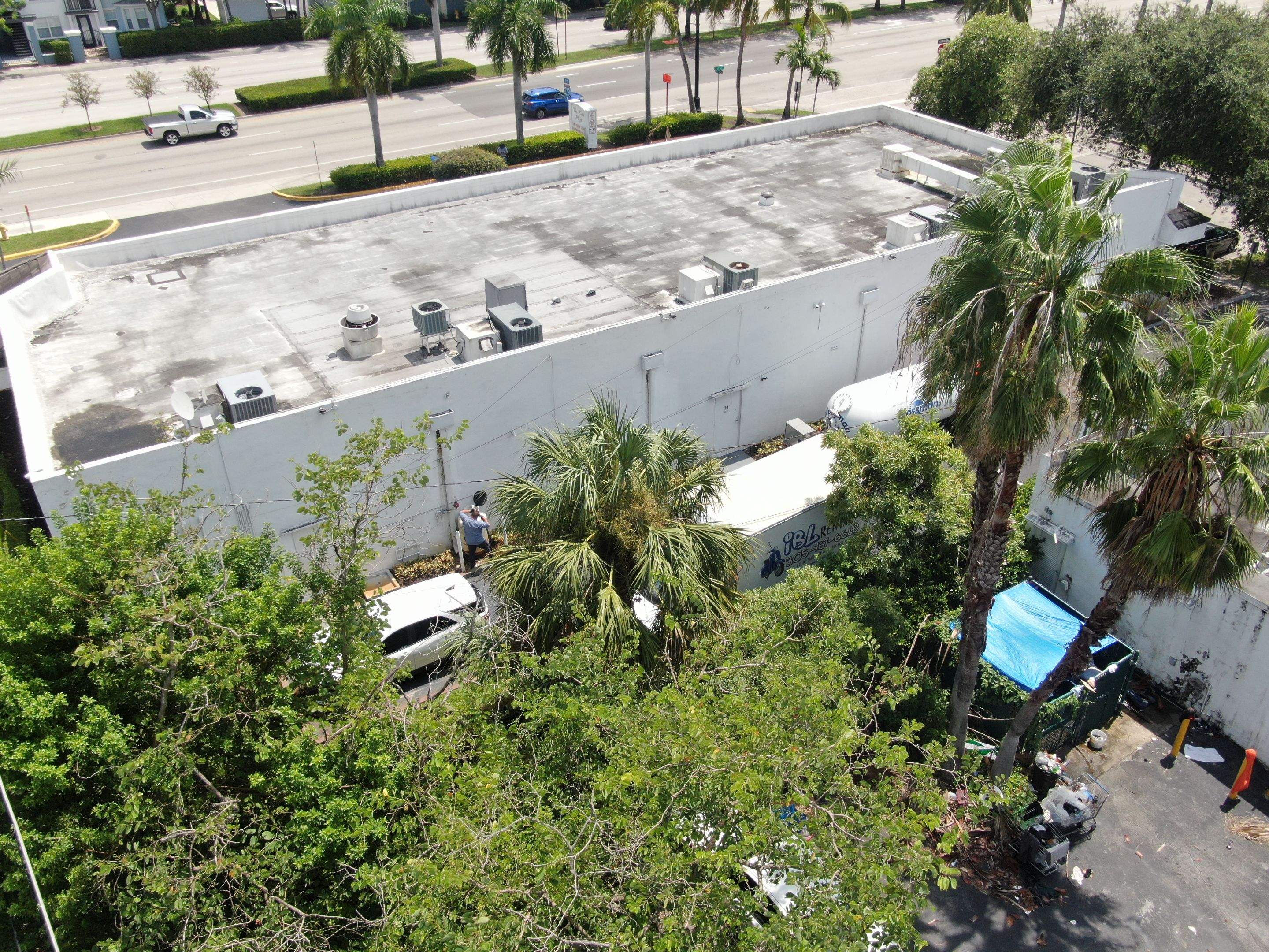 ROYAL CLAU PLAZA INVESTMENTS LLC by Souffront Construction & Engineering