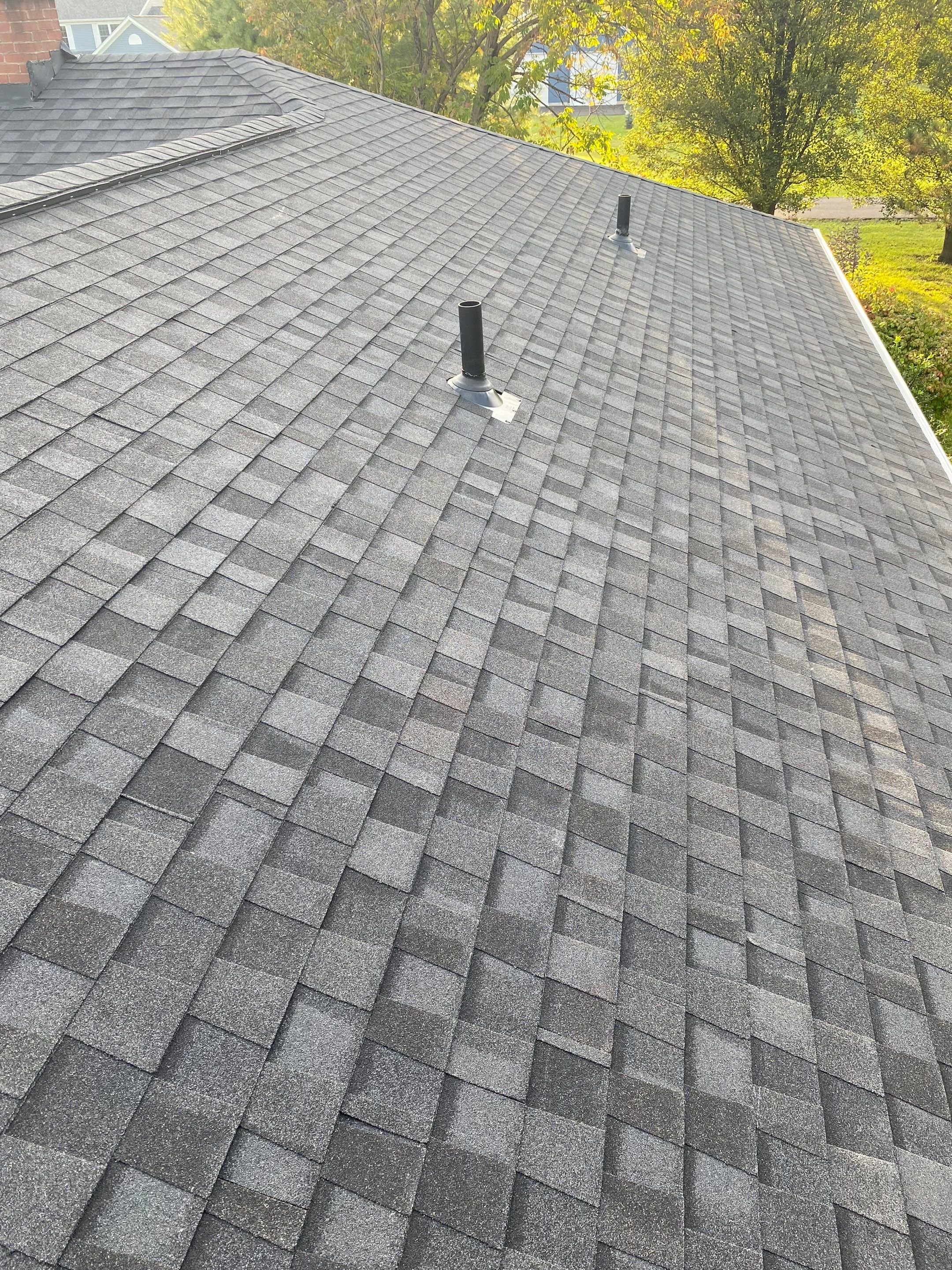 Landmark Pro Installation in Lewis Center by Best Roofing & Siding Company