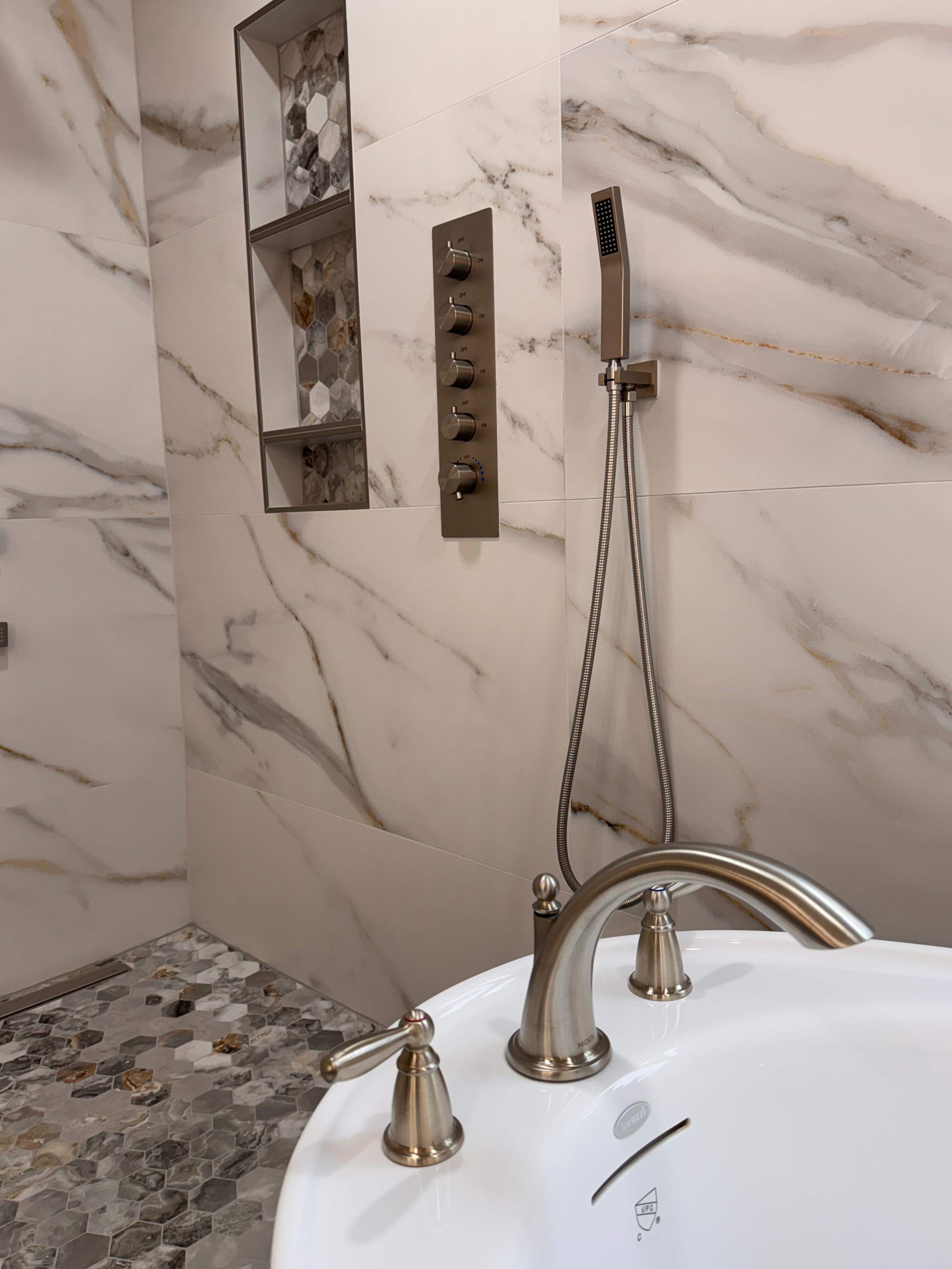Master bathroom renovation by Prudencio