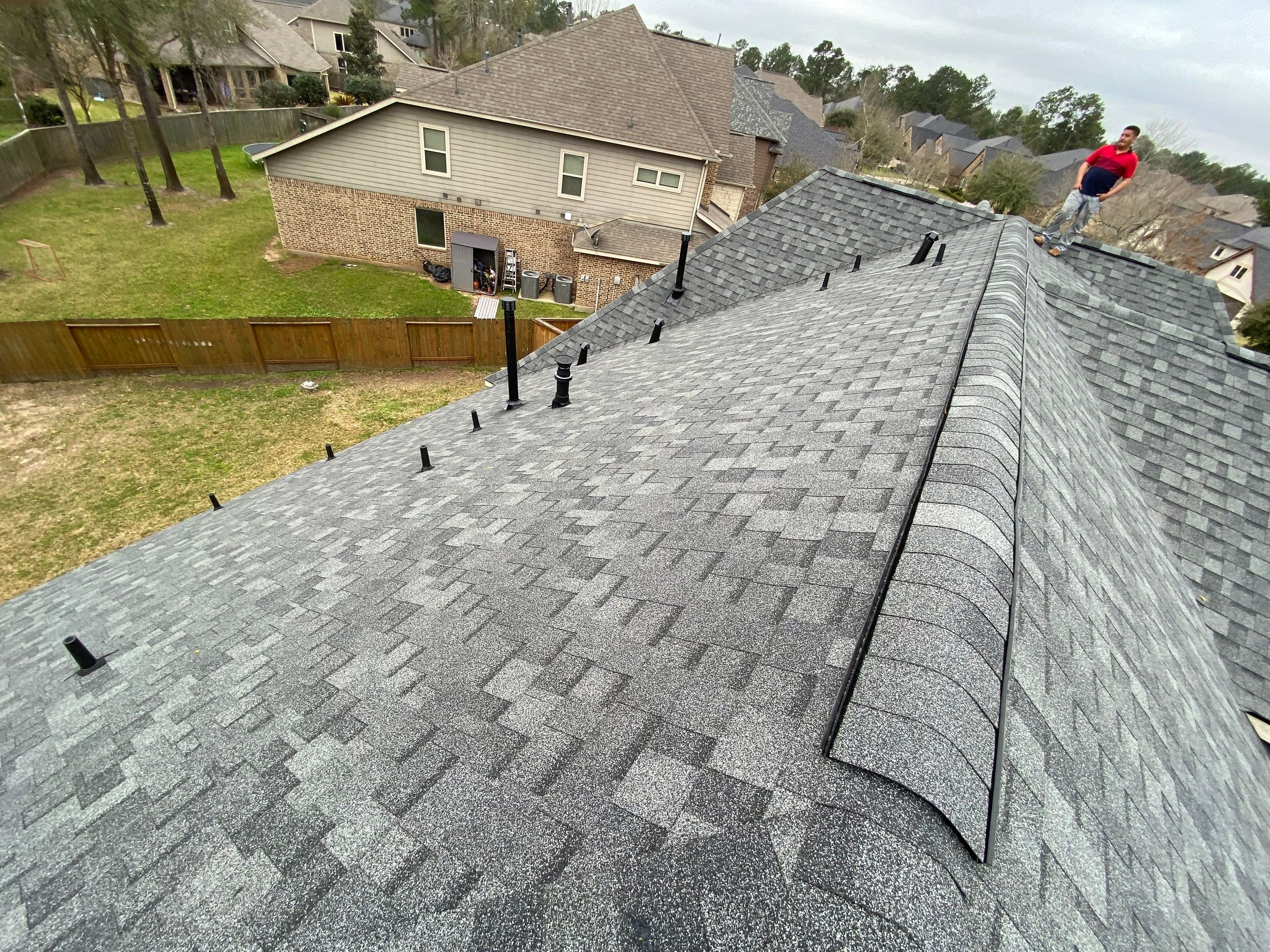 IKO Cambridge - Charcoal Gray by Elite Roofing LLC