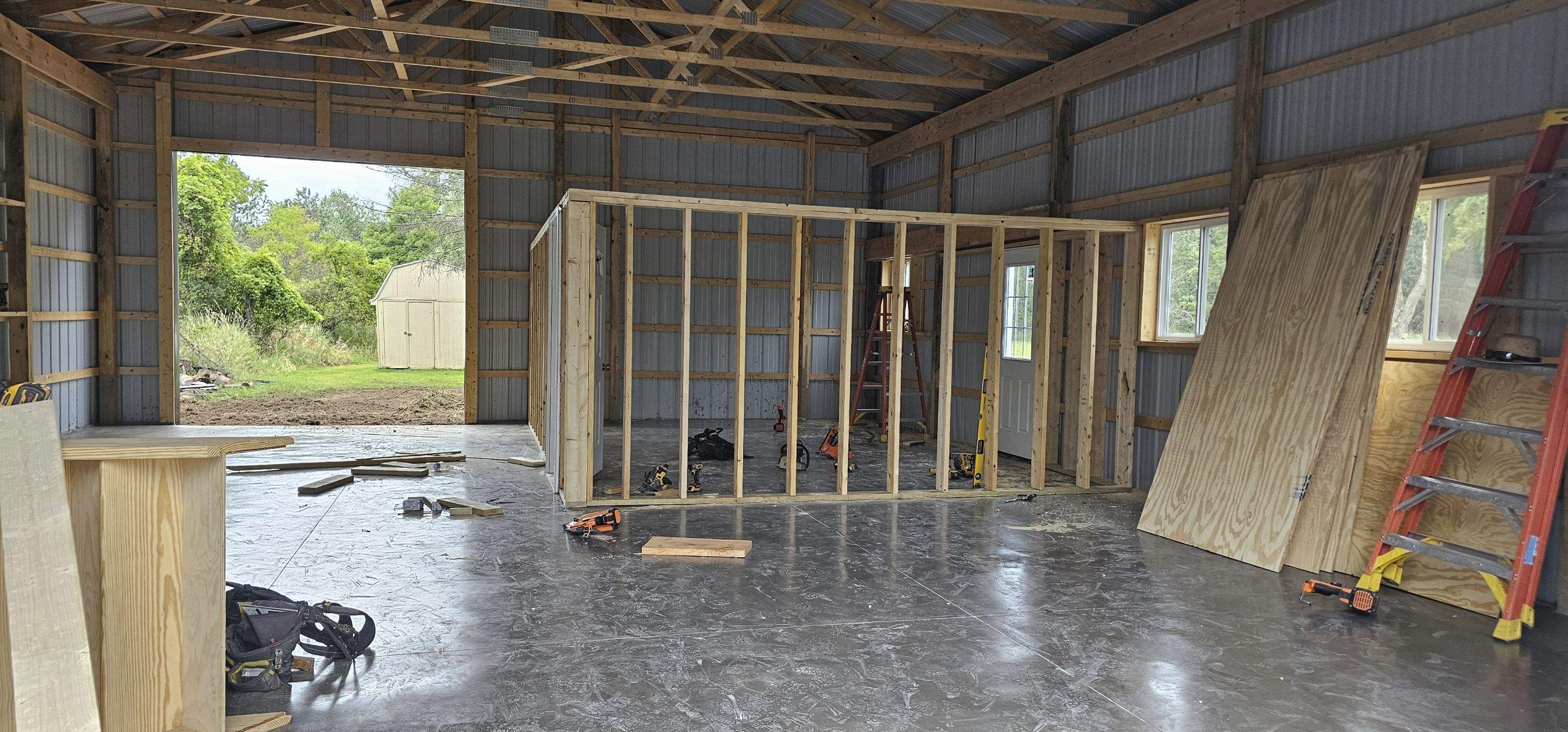 Polebarn  by Horst Custom Homes 