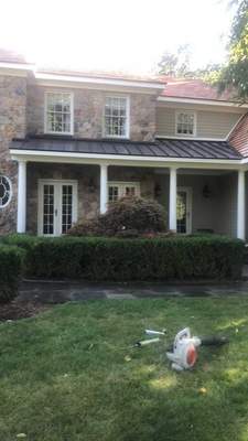 Standing Seam Metal Roof using Aluminum 032GA - Color Classic Bronze