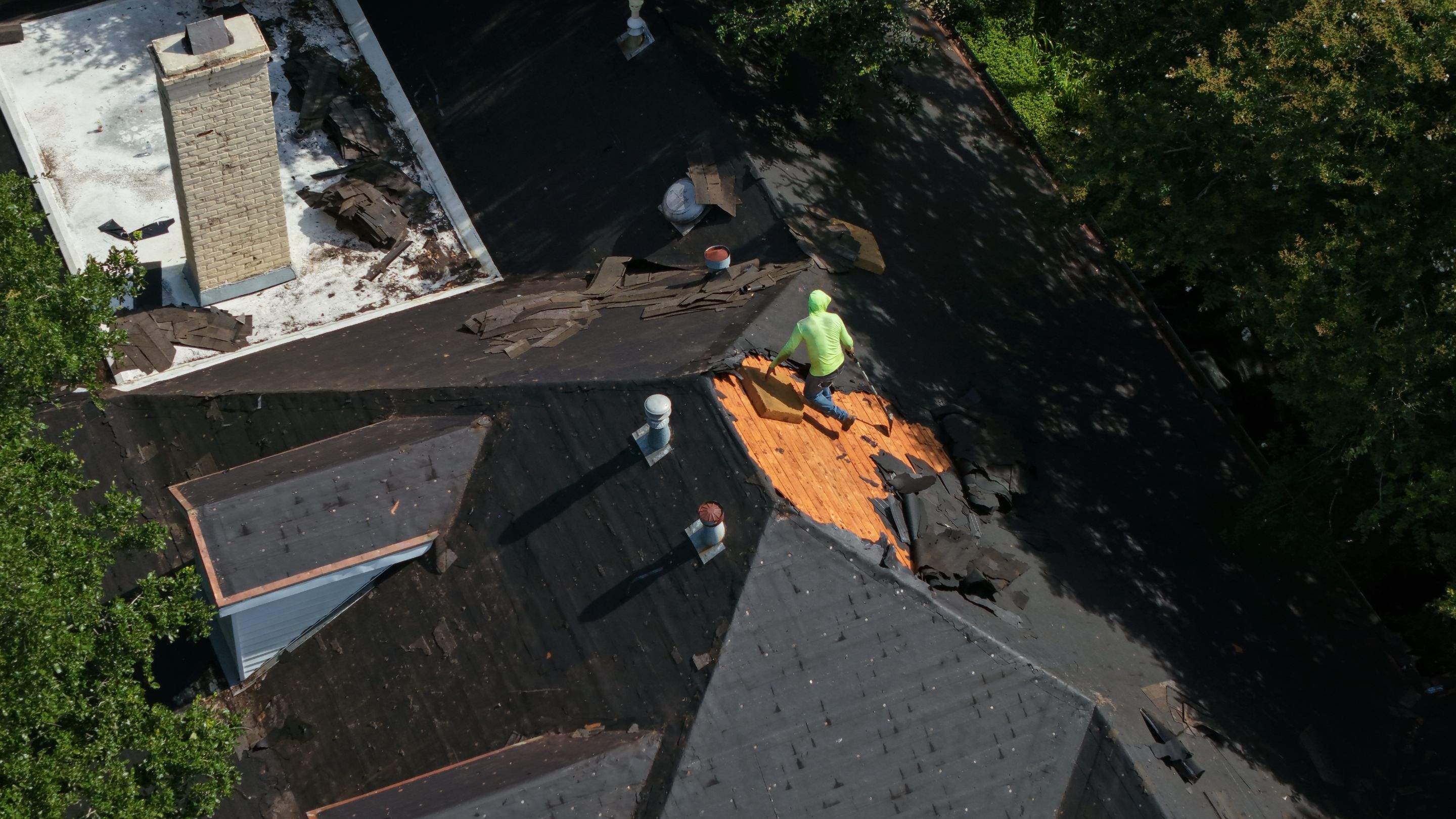 Roof Replacement in New Orleans by HDS Contractors
