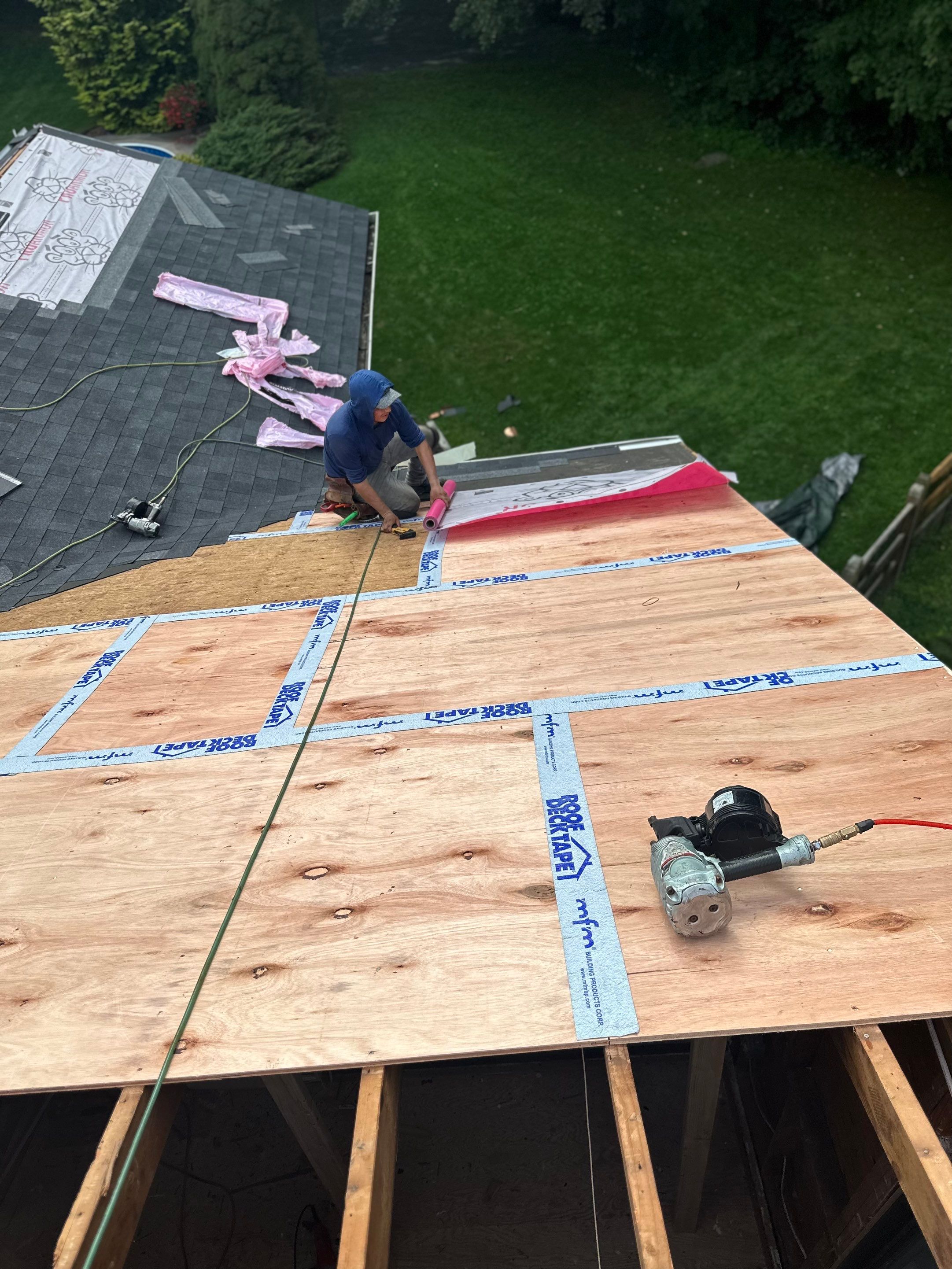 Residential Roofing Installation using Owens Corning TruDefinition Duration AR - Onyx Black & New Siding Using Mainstreet Charcoal Gray by A Plus Exterior