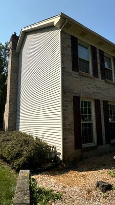 Turtle Shell gutter protection installation in Naperville, IL 60540, photograph 3