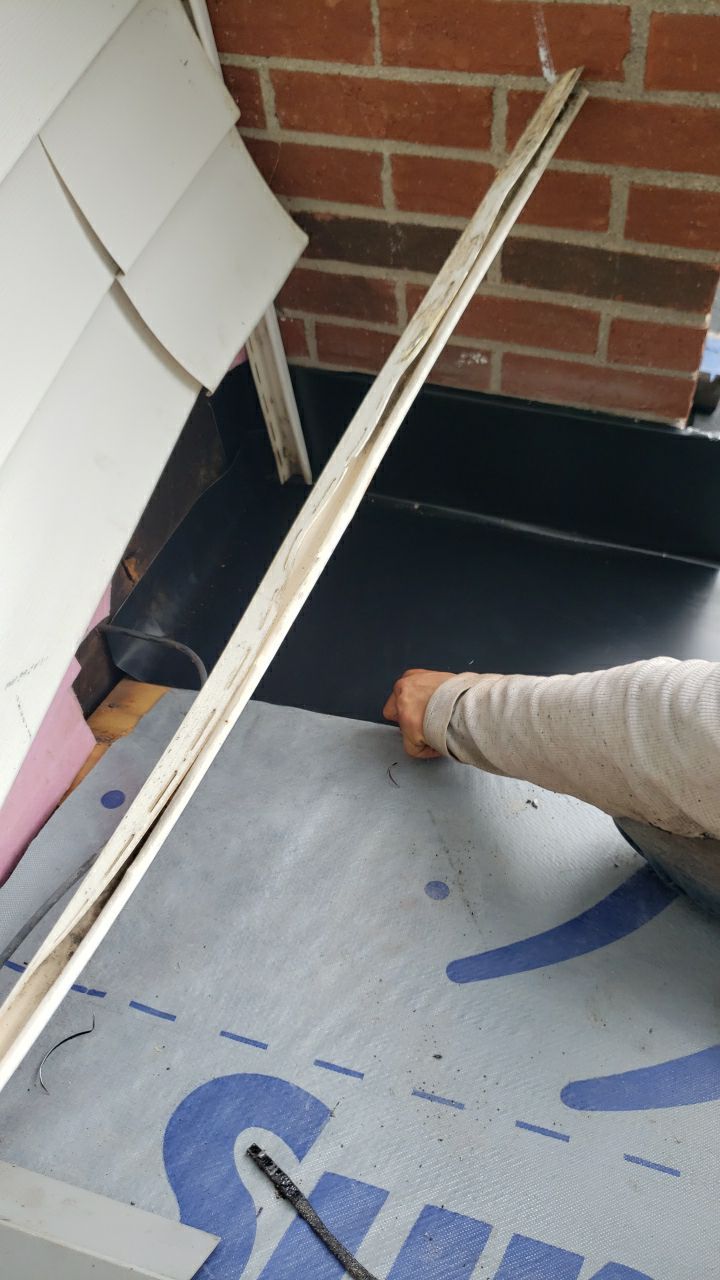 Residential Roofing Installation using Atlas Pristine by Tamlin Roofing