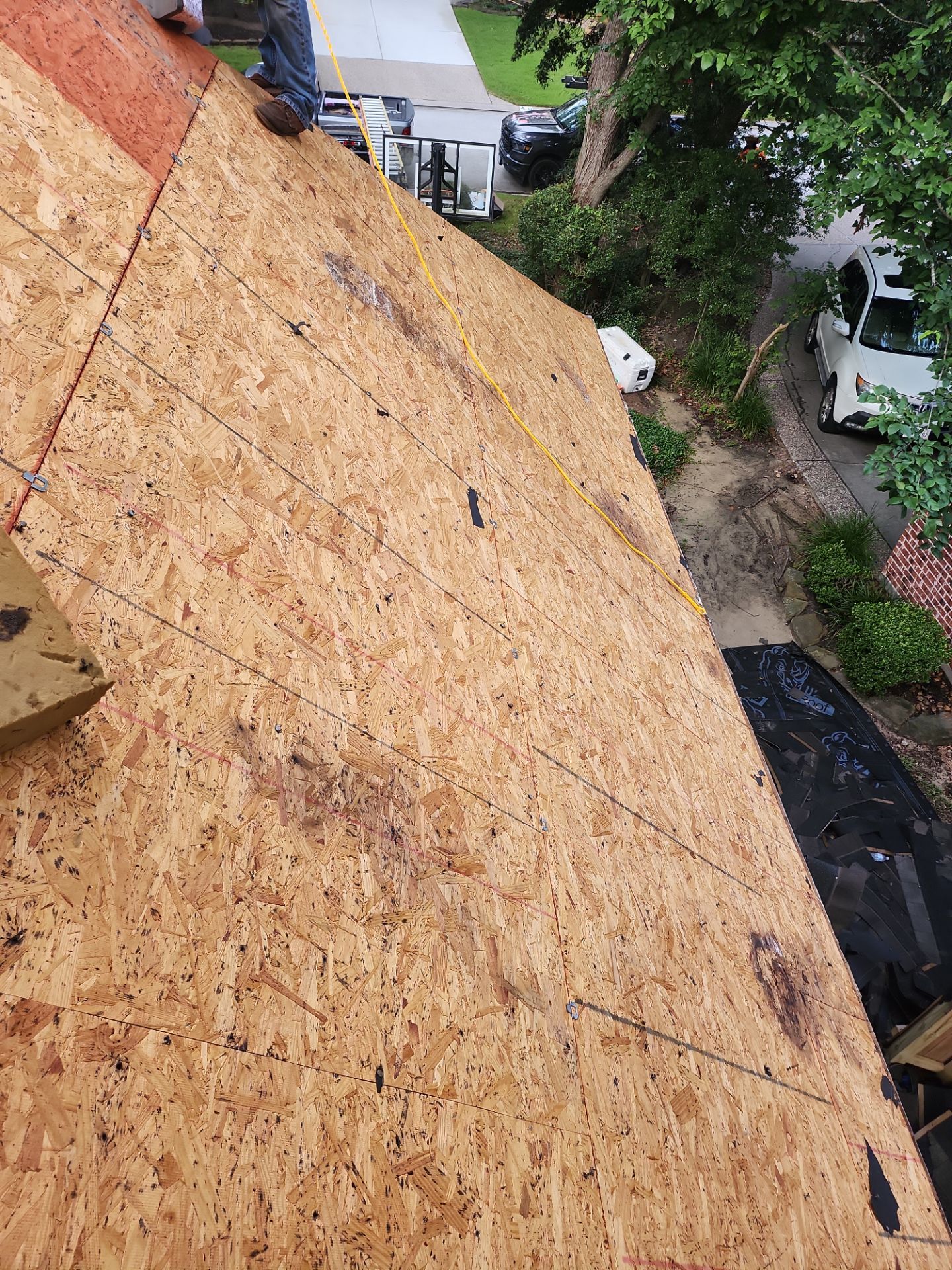 Residential Roofing Installation using Owen's Corning Duration (Lifetime) Shingles by Roof Repair Company