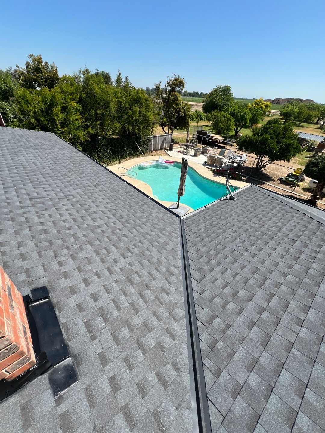 GAF Timberline HDZ-RS shingle project by Straight Edge Roofing Inc