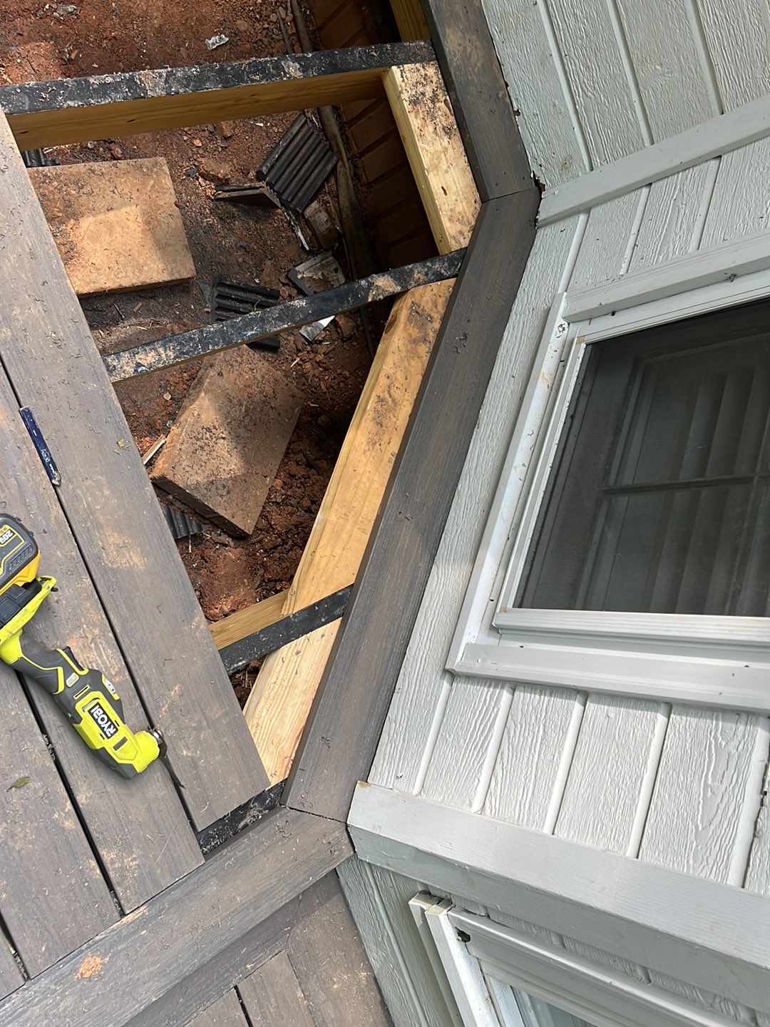 Jameswood Lane - Composite Deck Build by Pillar and Pine