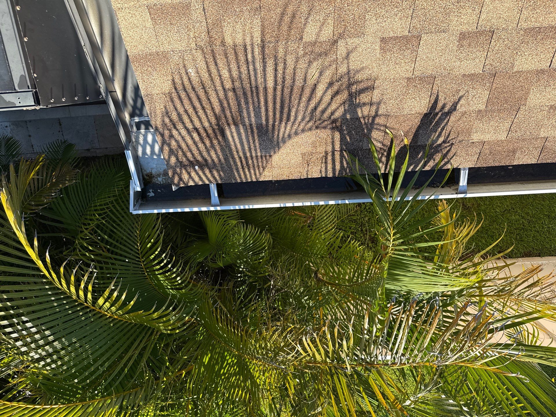 Gutter Cleaning Project – Oakley Place Community, Ellenton, FL by Sunshine AquaWash