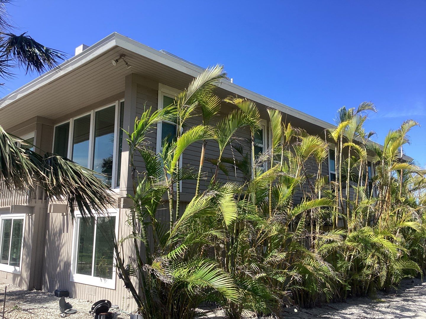 K-Style Seamless Gutters in Sanibel FL by Gutter Professor by Gutter Professors