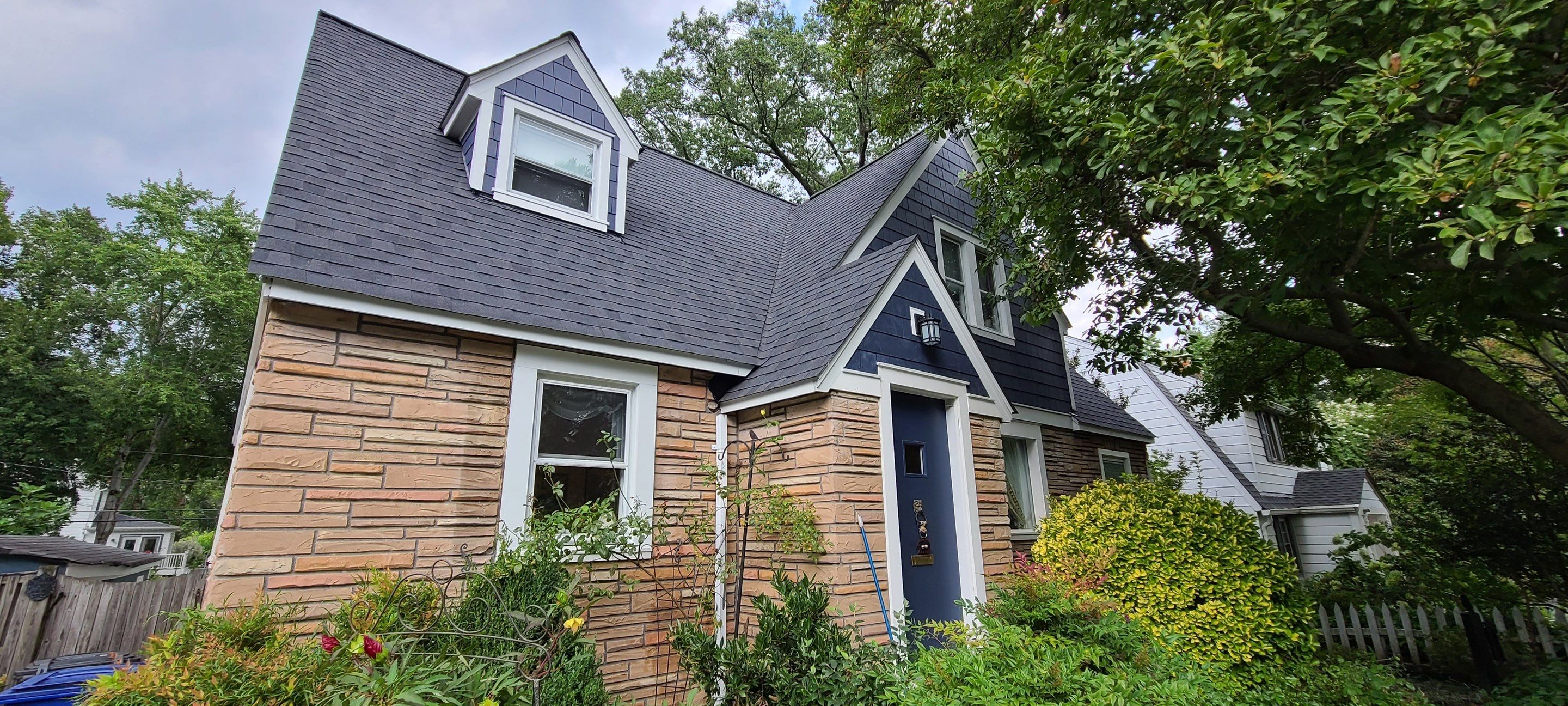 Siding replacement using James Hardie Siding by Window Depot of Annapolis