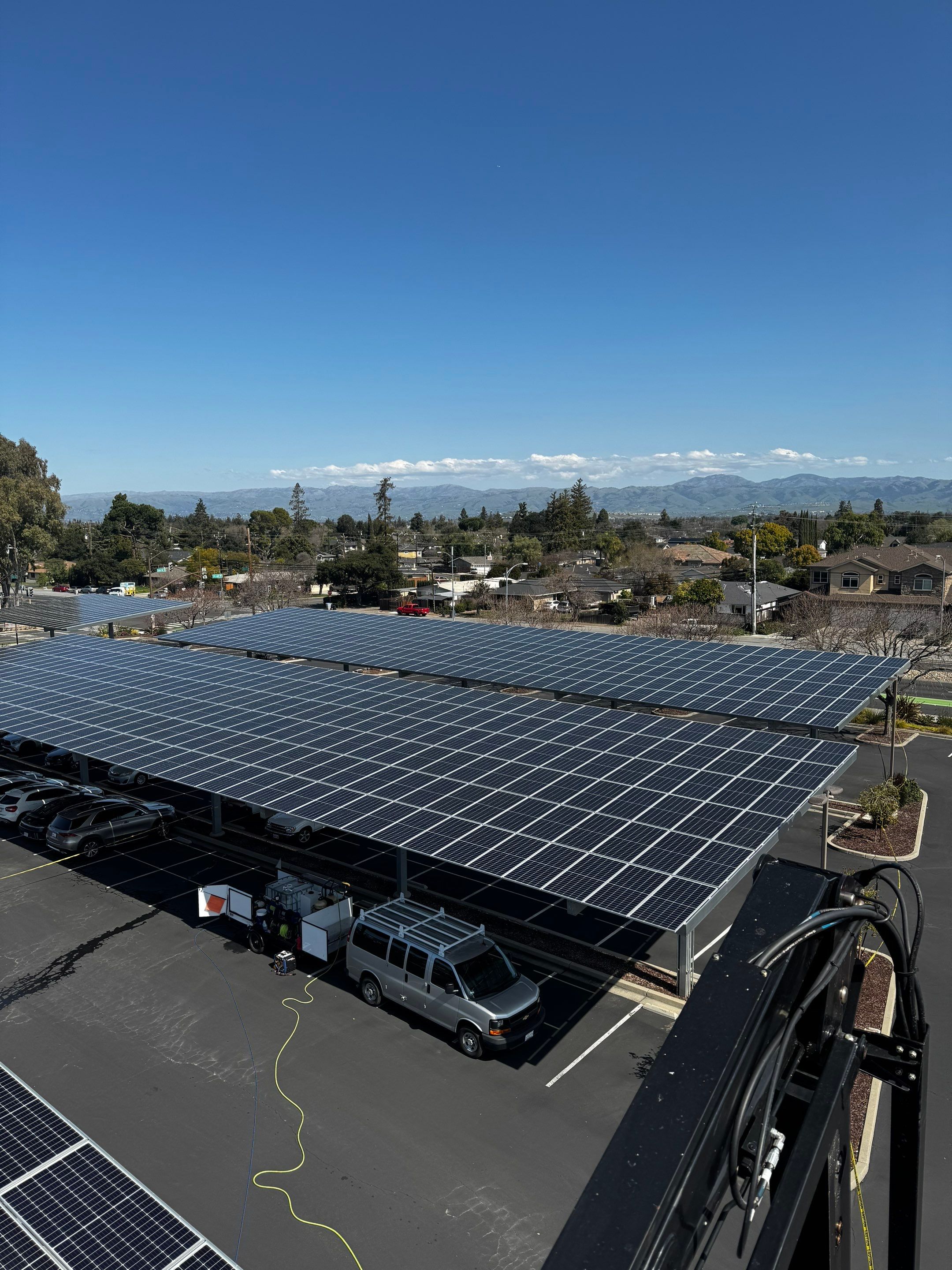 Commercial Solar Panel Cleaning using Deionized Water by All One Solar Shine
