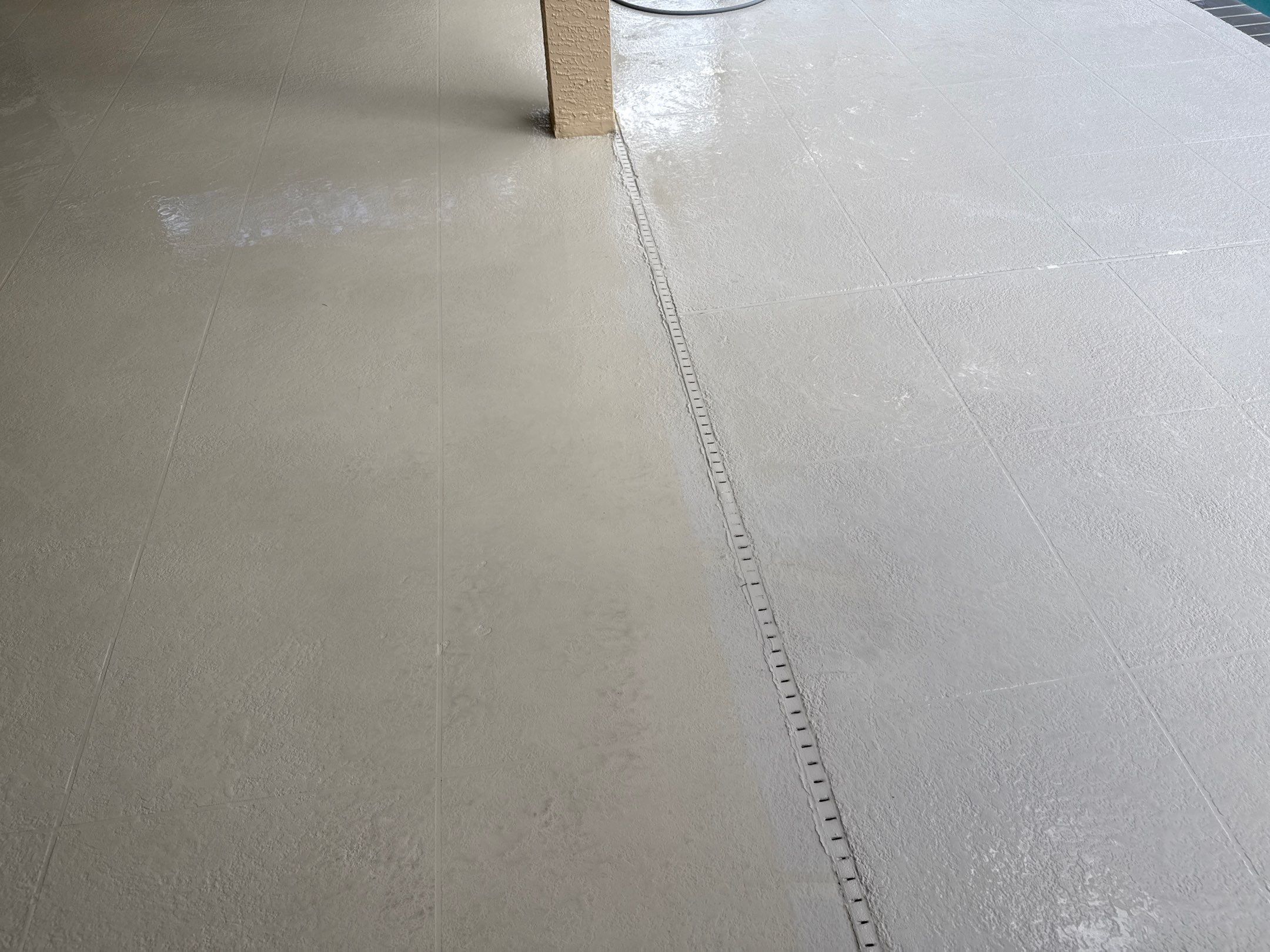 Painted Pool Deck, Pool Cage & Exterior Surface Cleaning in Creekwood – Bradenton, FL by Sunshine AquaWash