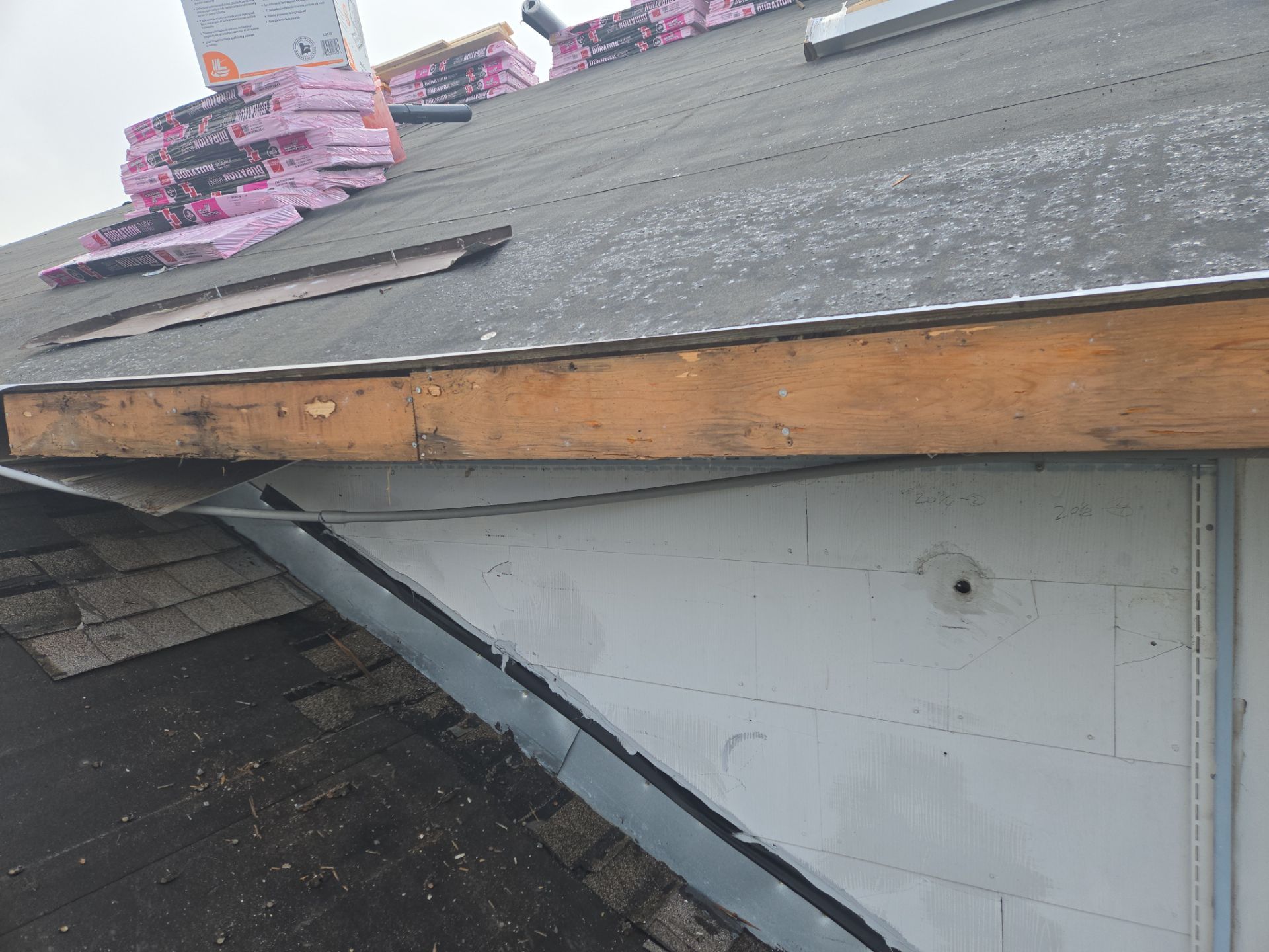 Project in St. Petersburg 33702 by Mitchell Roofing Company LLC