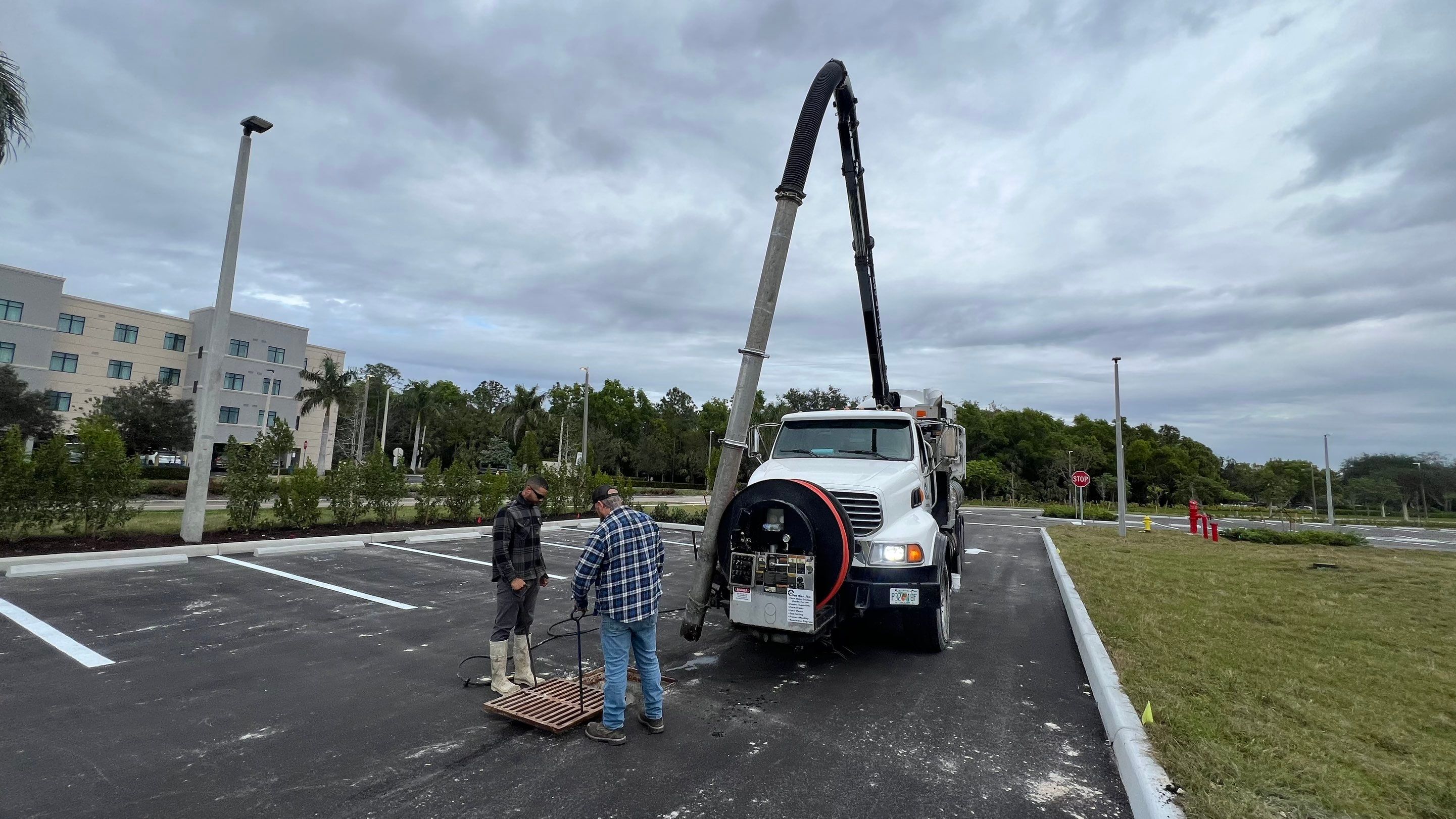 New Construction Commercial Parcel Stormwater System Cleaning by APS Power & Water