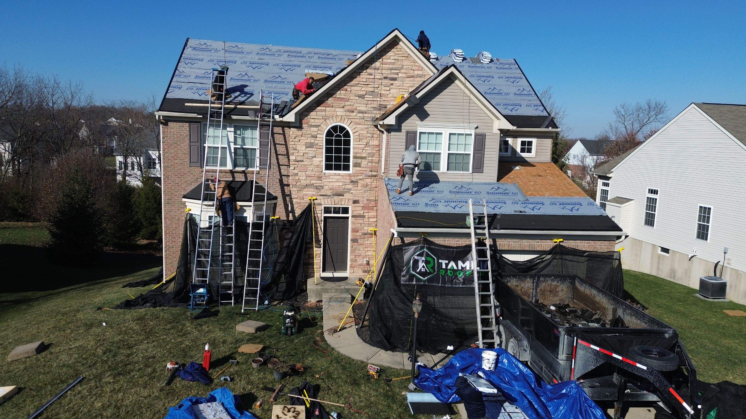 Liberty Township - Pristine Black by Tamlin Roofing
