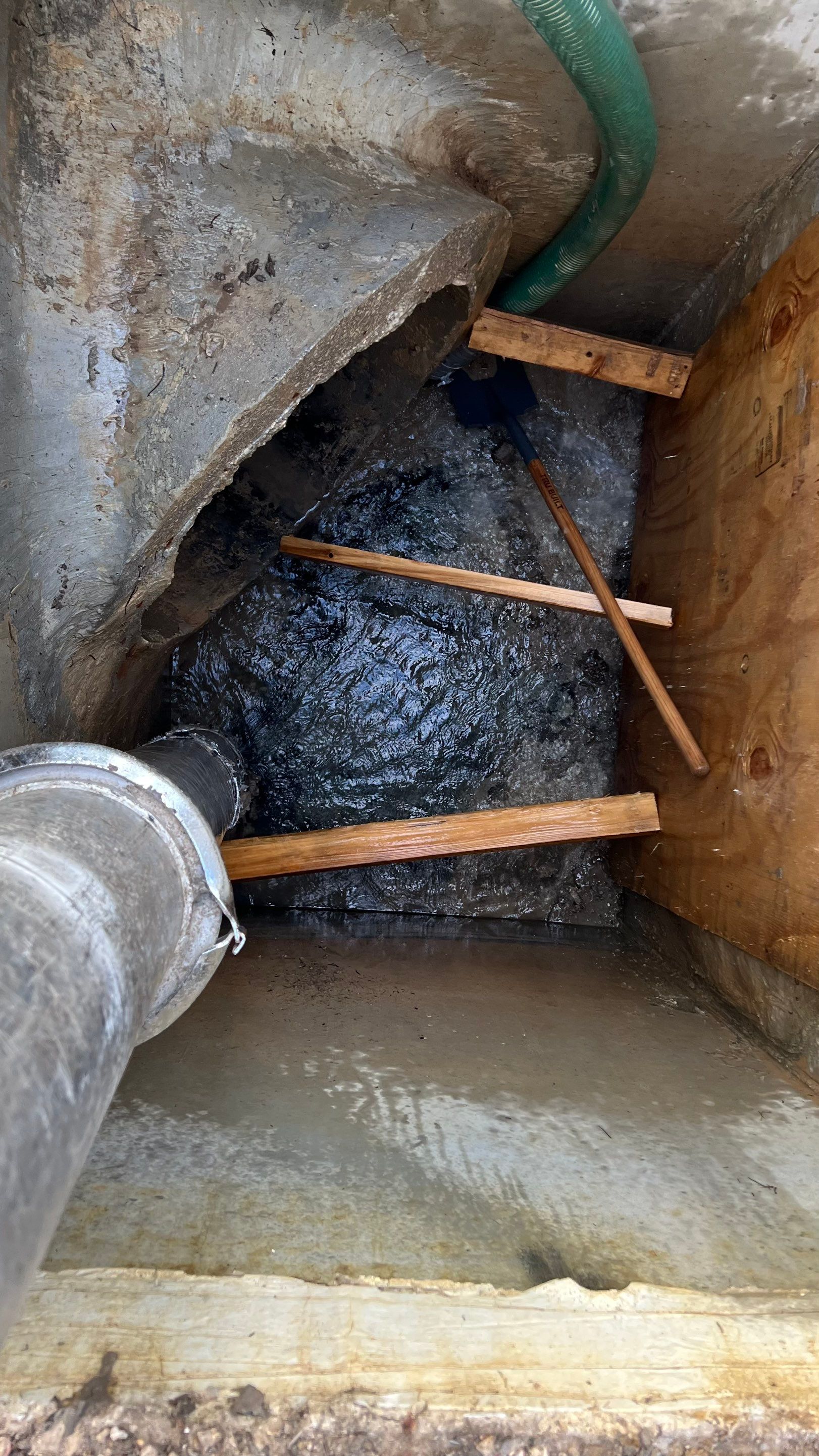 New Community Stormwater System Catch Basin Cleaning by APS Power & Water