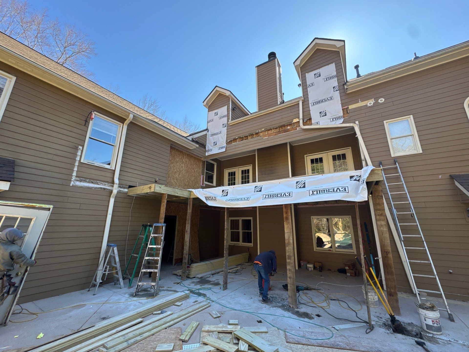 Elevated Deck and Screened-In Porch Replacement in Powder Springs by Swift Home Renovations