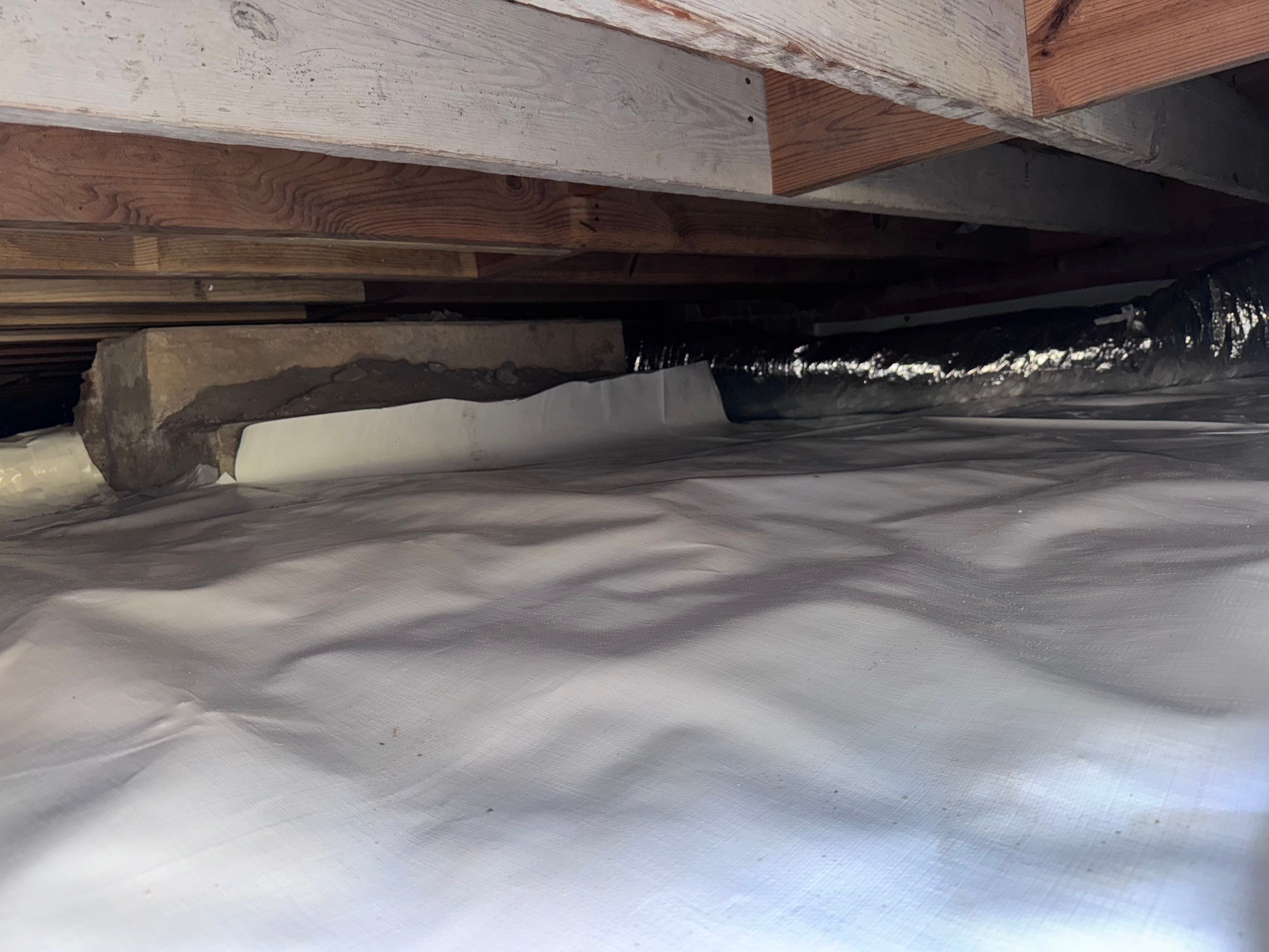 Sealed Crawlspace using Aprilaire E-70 Dehumidifier by Impact Crawlspace
