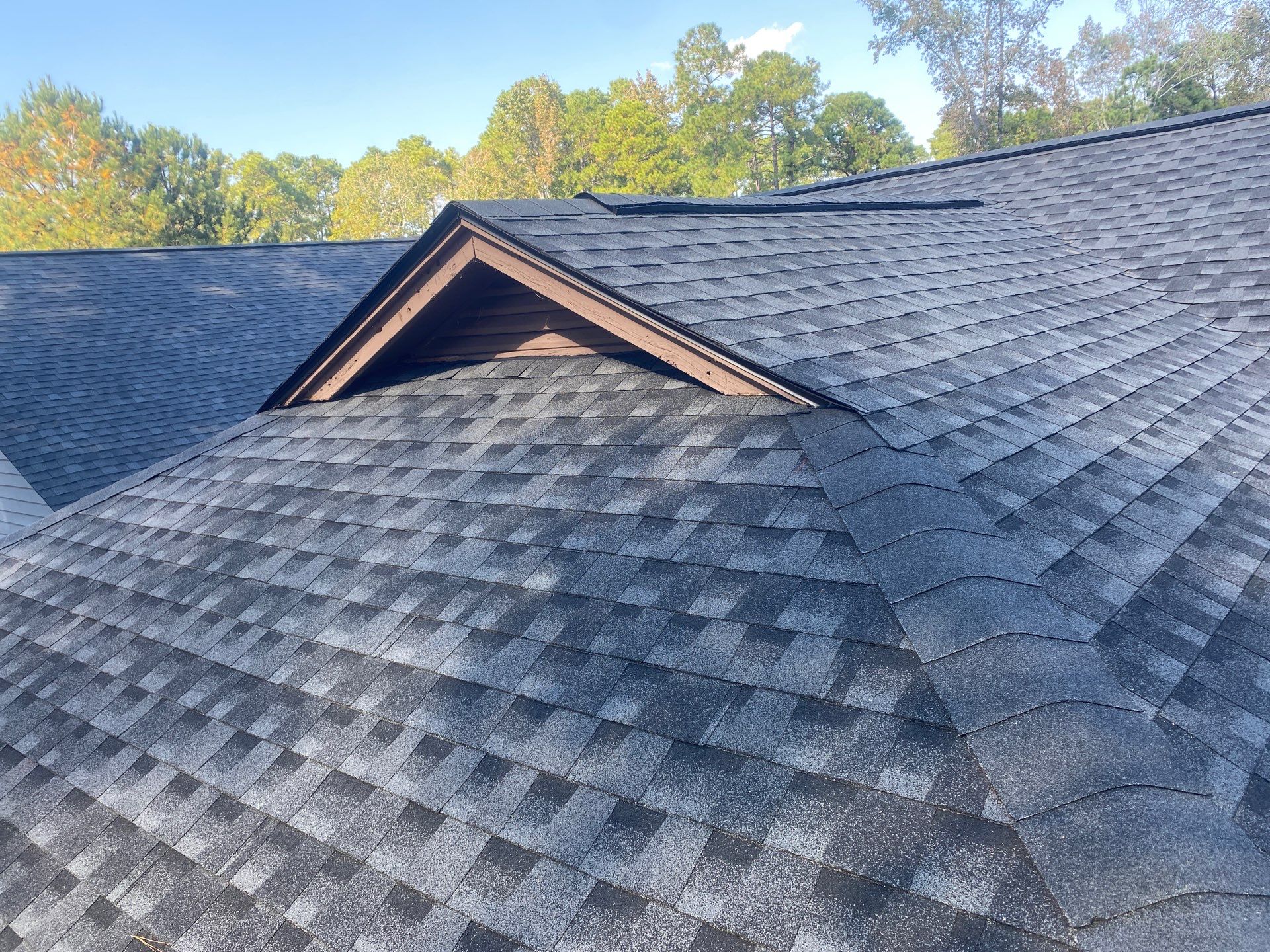 GAF HDZ - Charcoal by Linta Roofing Inc